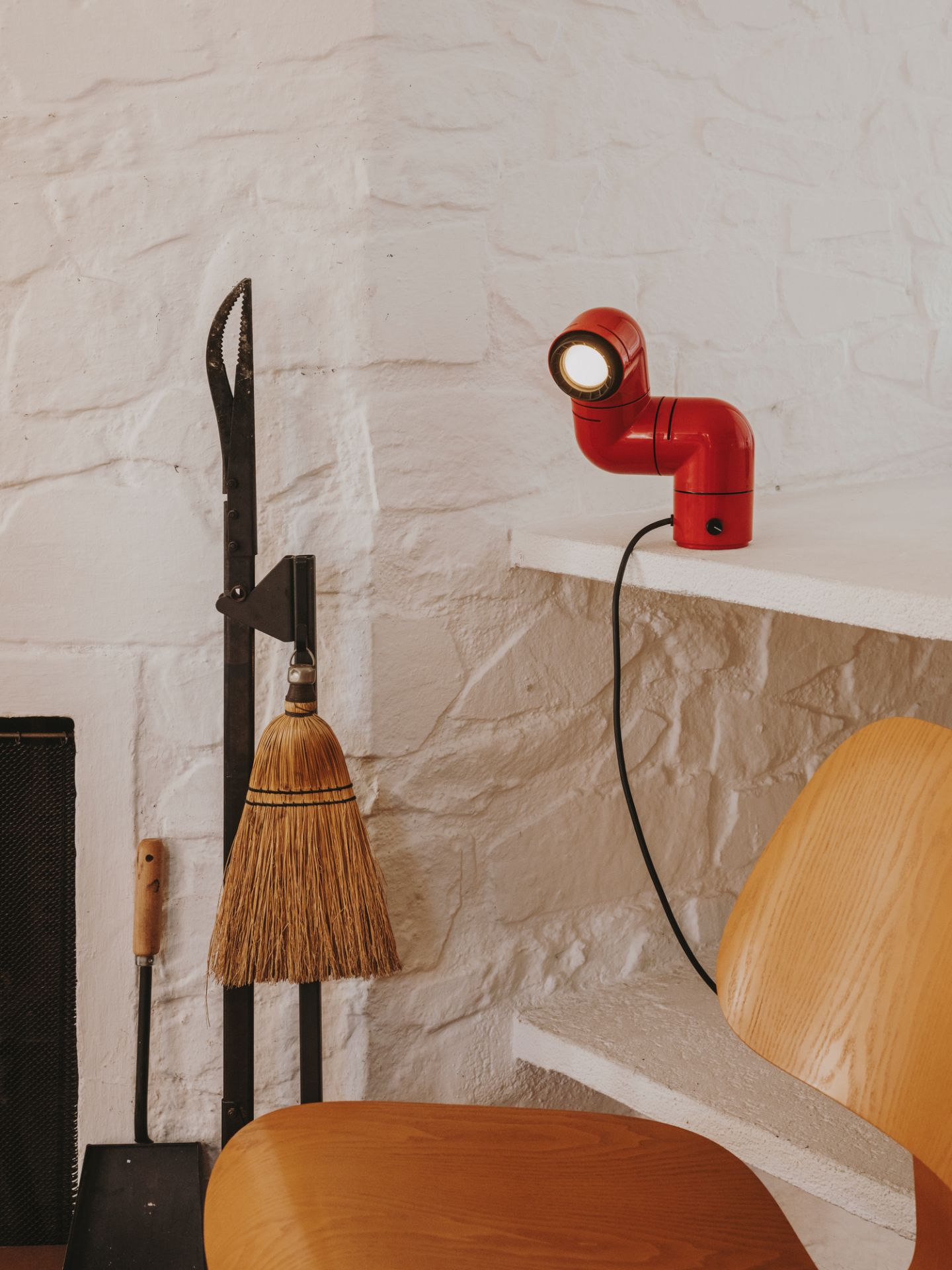 Tatu Table Lamp Santa & Cole