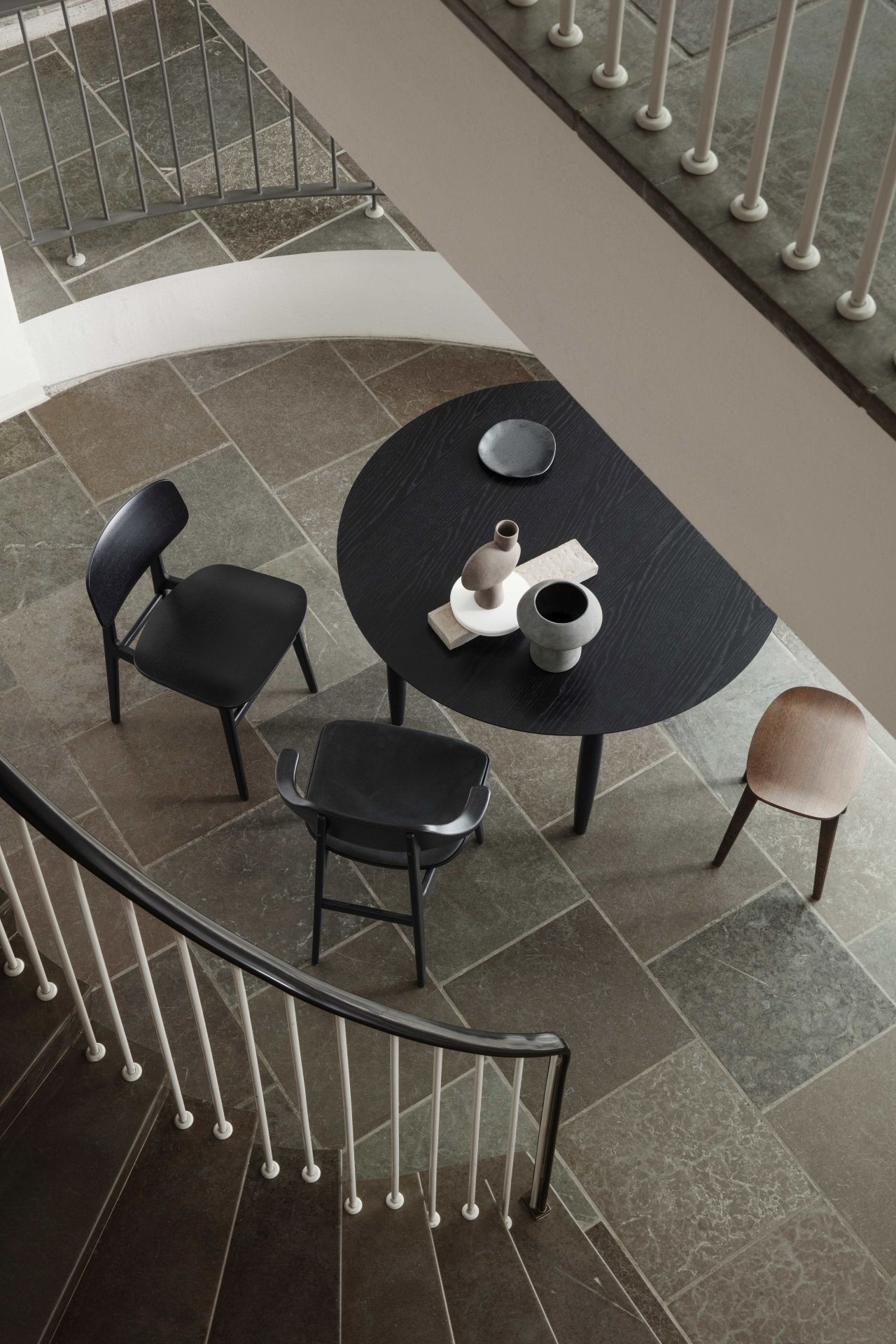 Oku Dining Table Round Oak Norr11