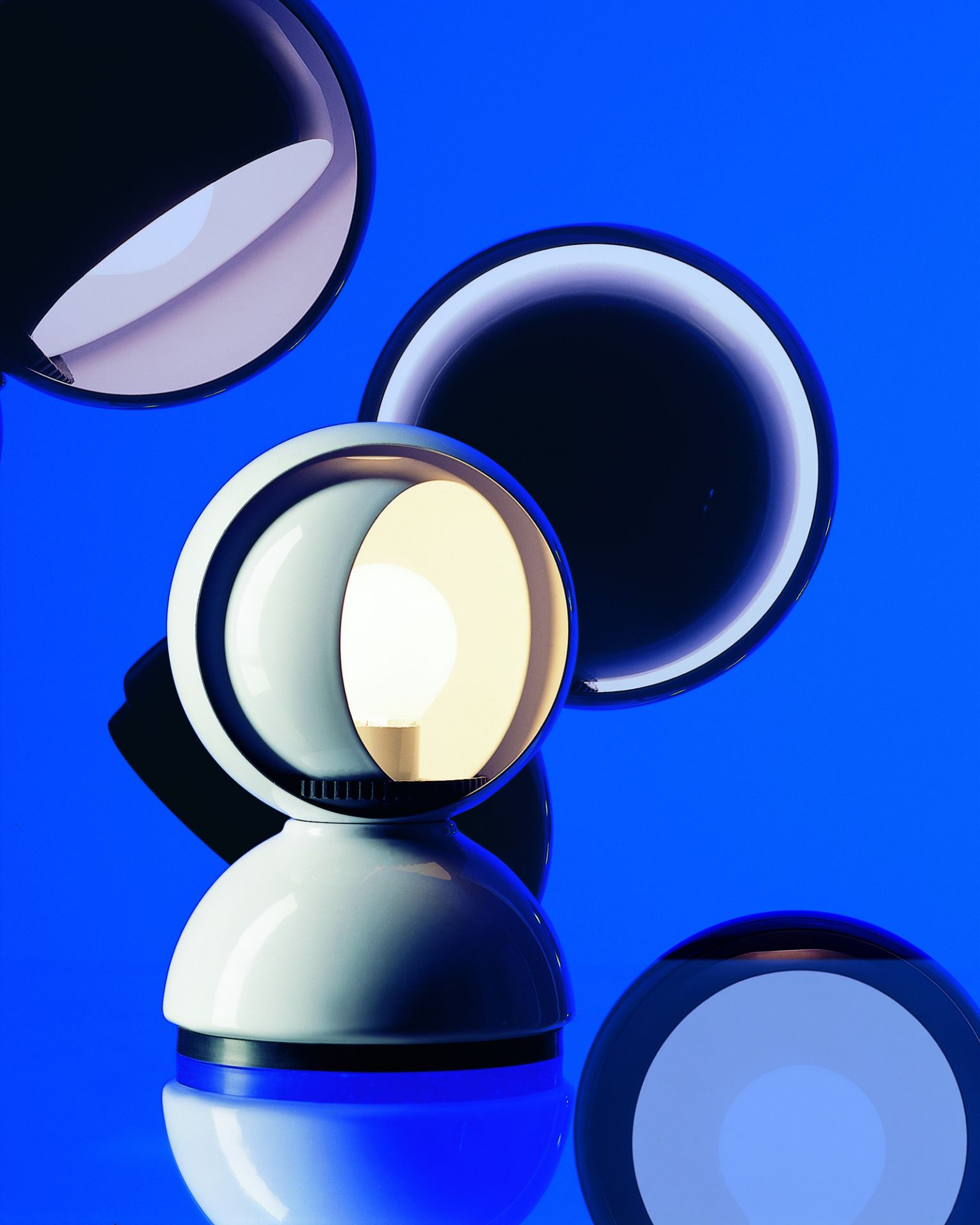 Eclisse Table/Wall lamp Artemide
