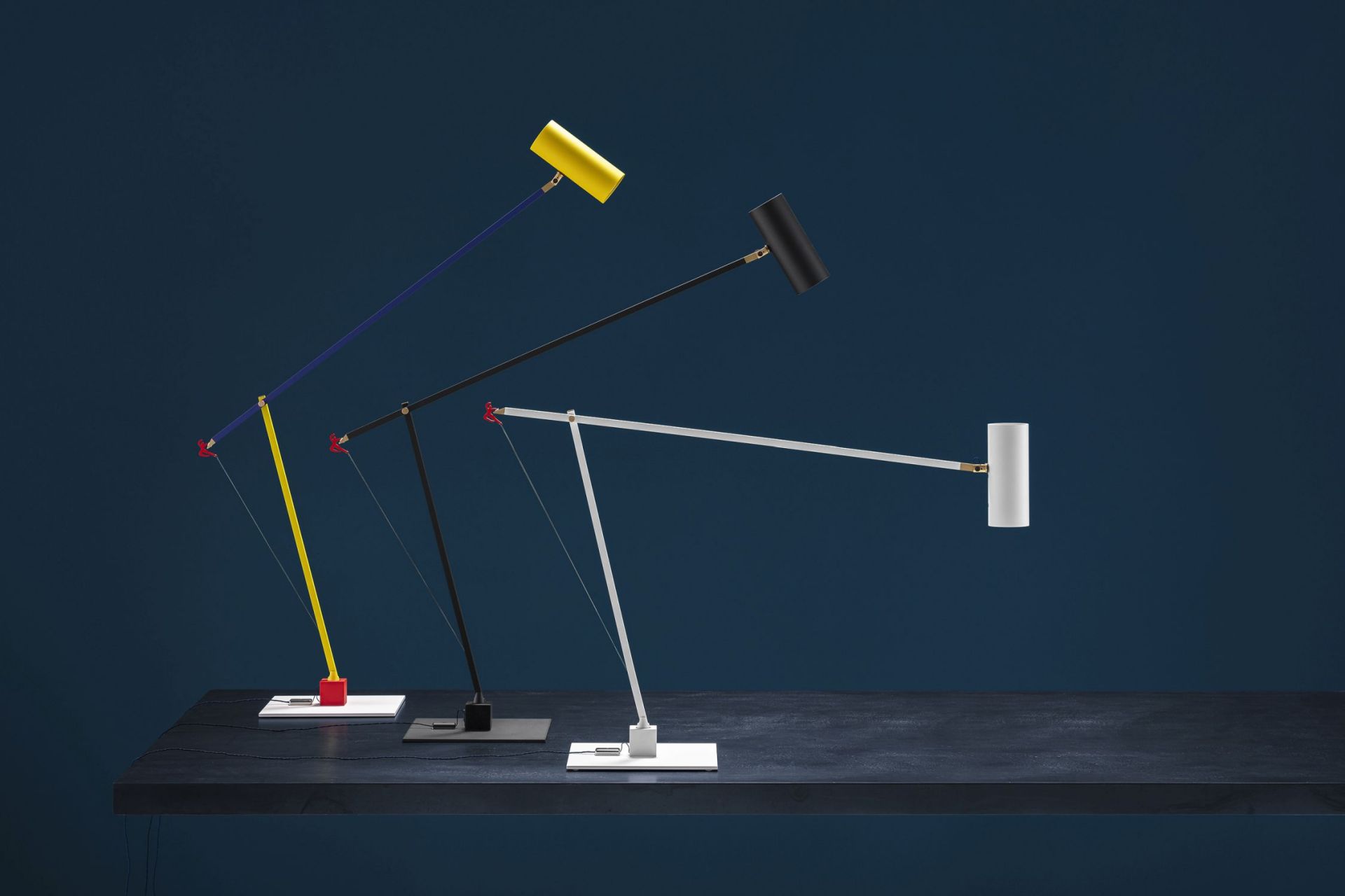 Ettorino T Table Lamp white Catellani & Smith
