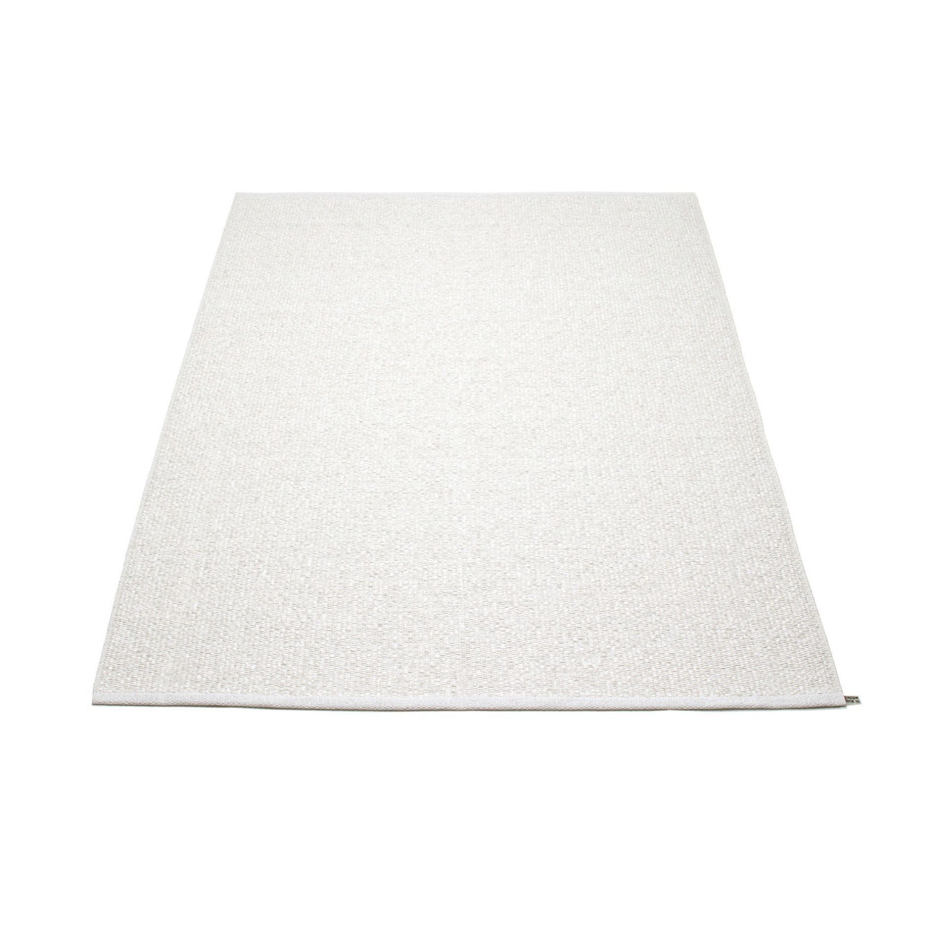Svea Plastic Carpet 140x220 cm Pappelina