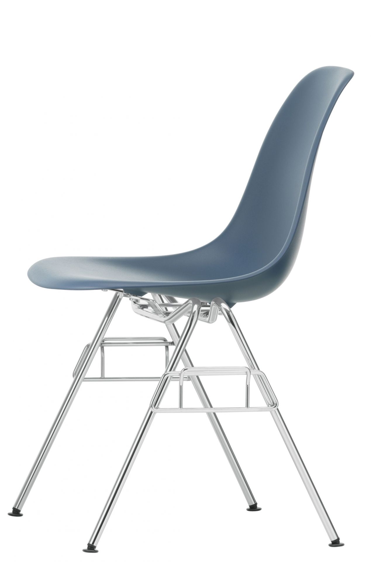 Eames Plastic Side Chair DSS Chair Vitra