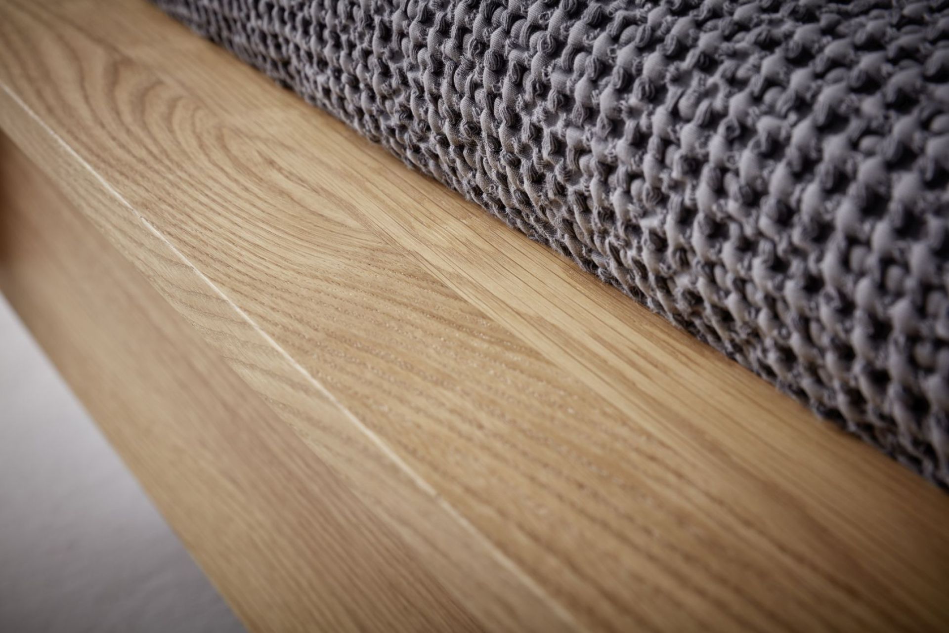 Flai Double bed Oak Müller Möbelwerkstätten