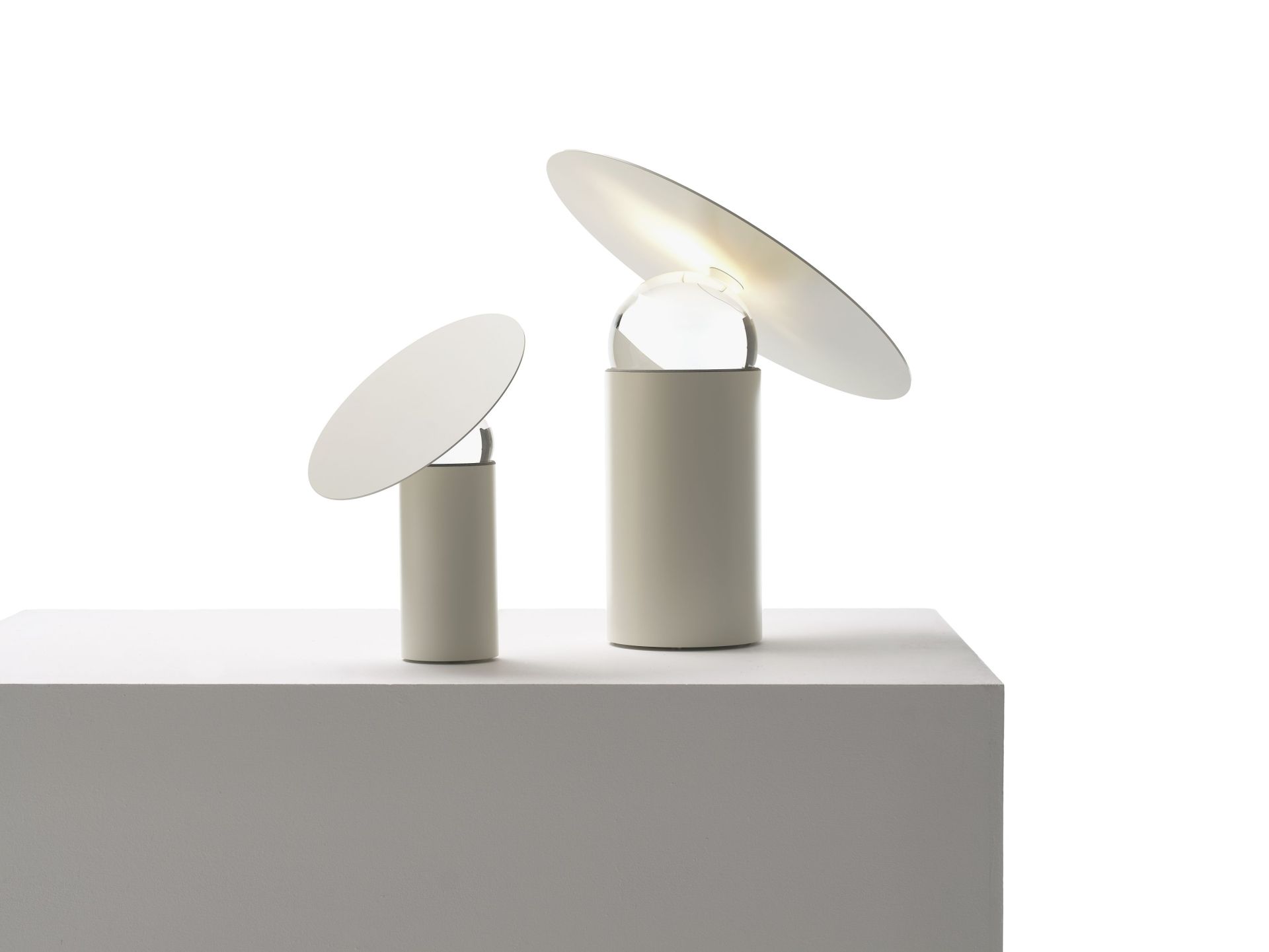 Era Table lamp white - small Mogg