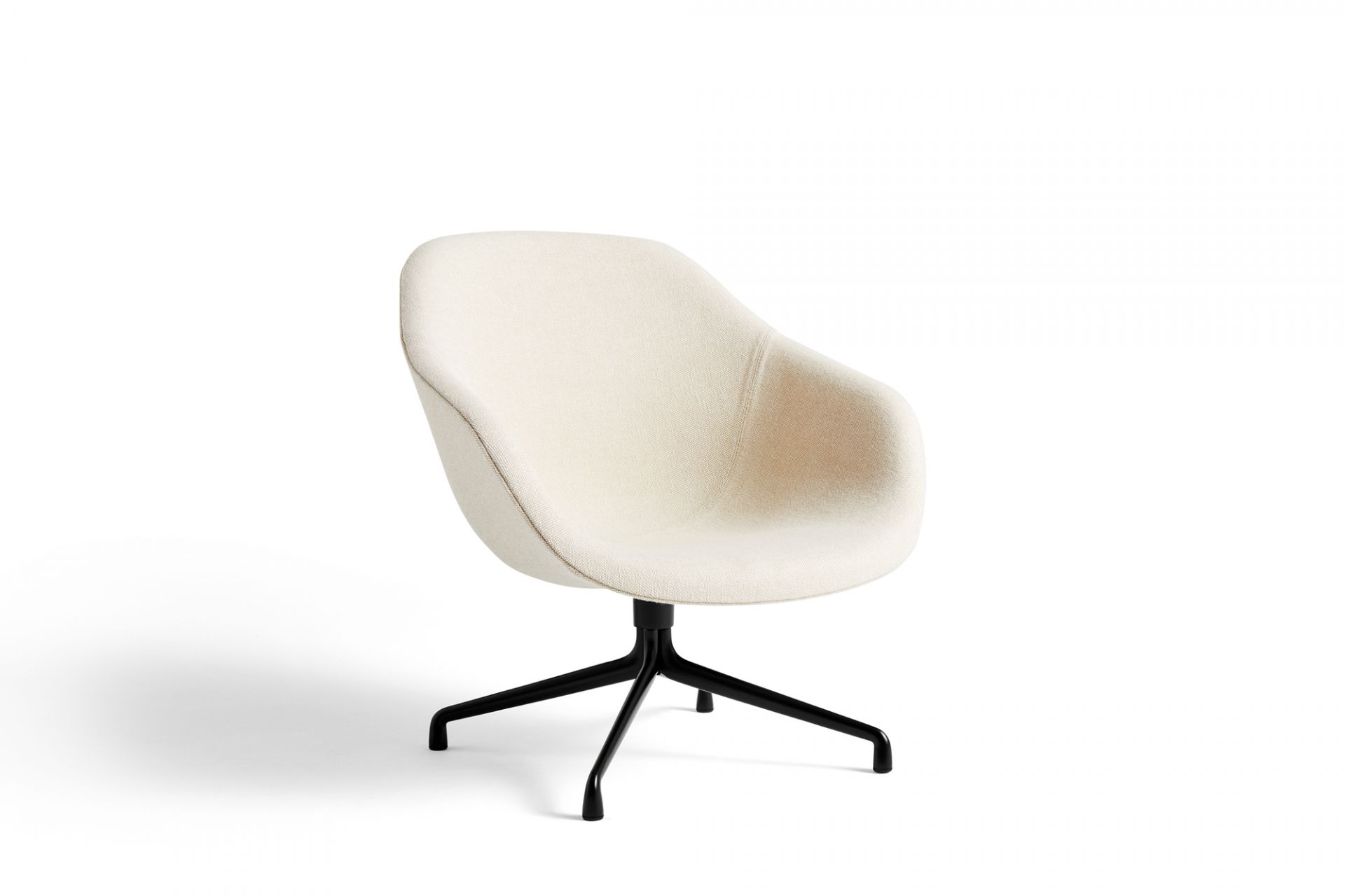 About a Lounge AAL 81 / AAL81 Swivel chair Hay