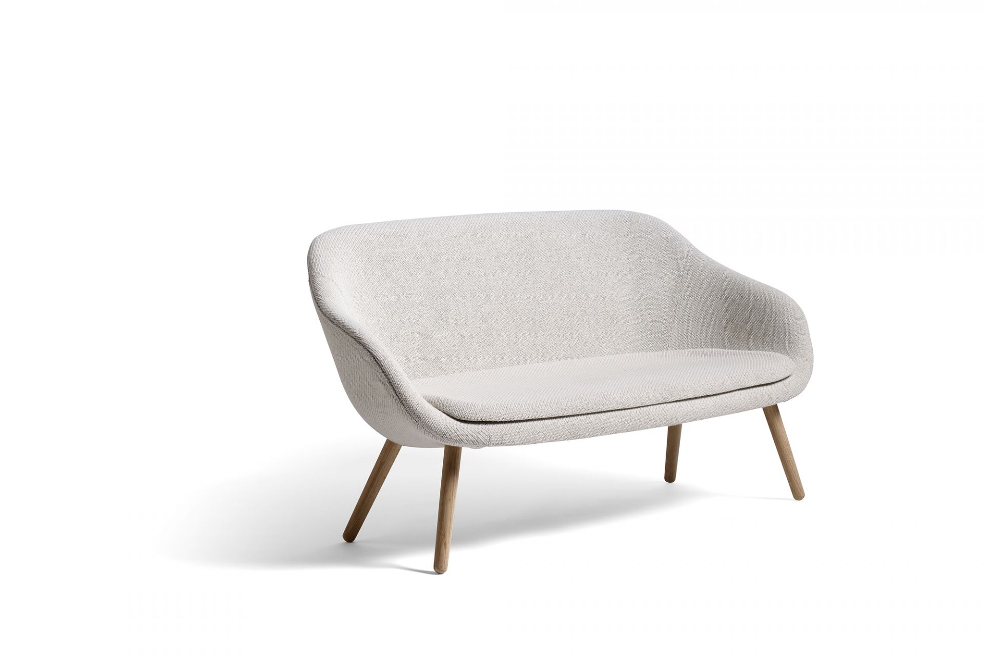 About a Lounge AAL Sofa Hay