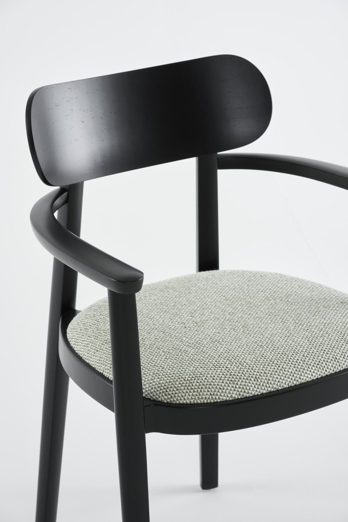 118 SPFV Wooden chair with armrests Thonet