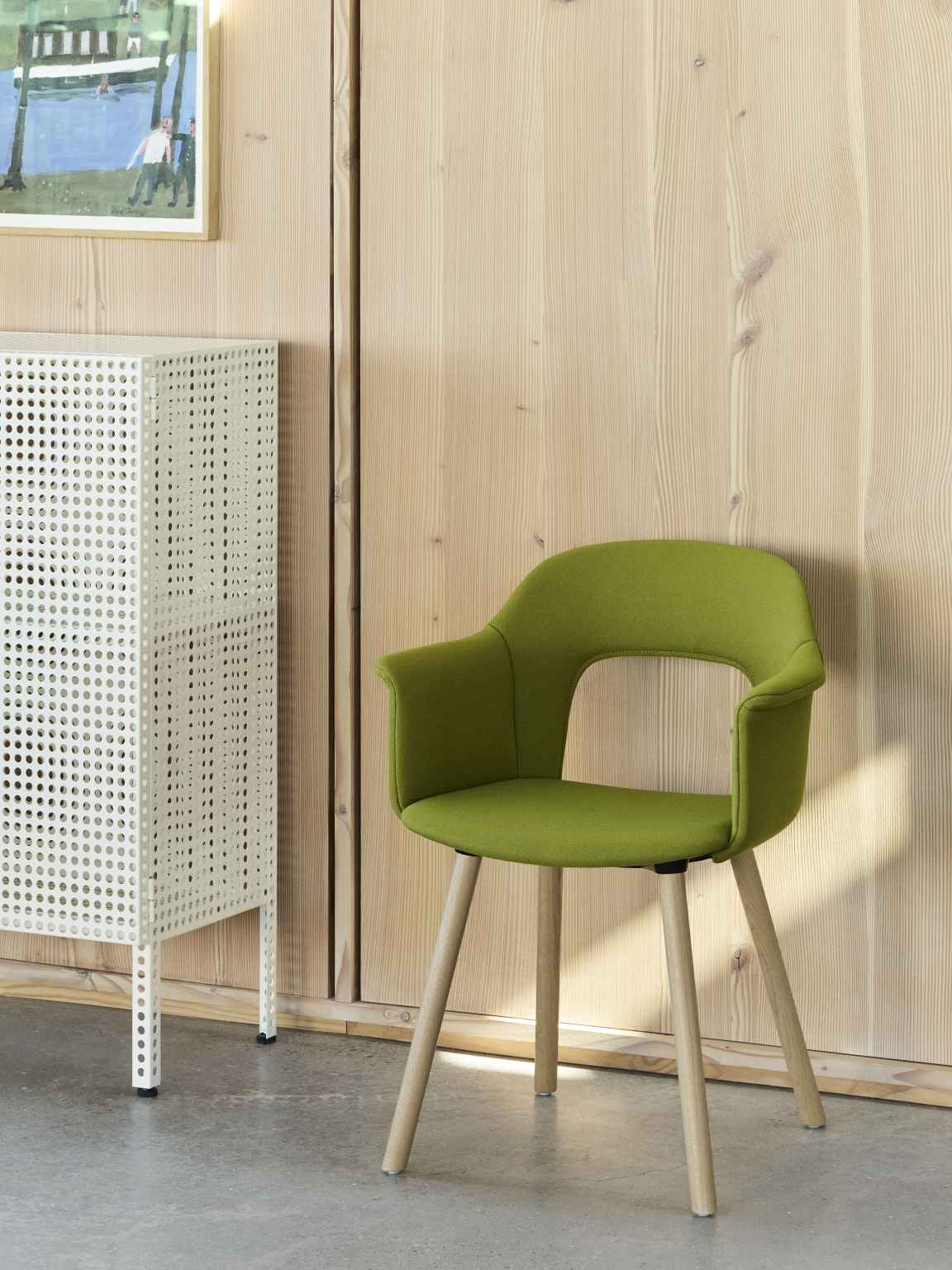Layout Armchair 224 Armchair Hay   