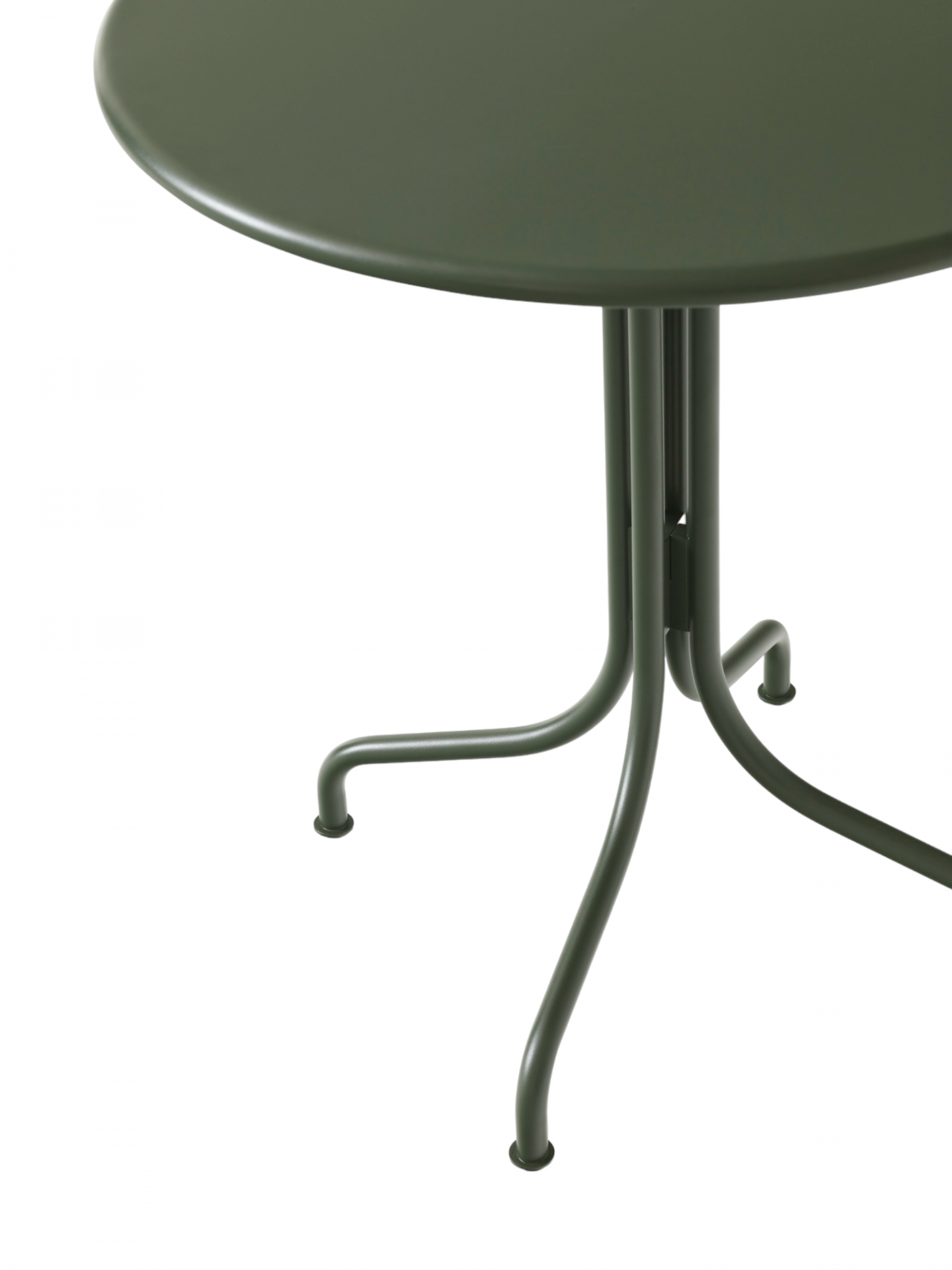 Thorvald SC96 / SC97 Outdoor Café table AndTradition 