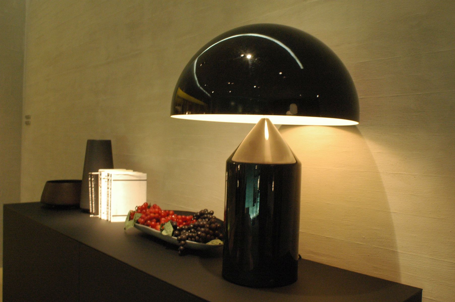 Atollo Aluminium Black Oluce