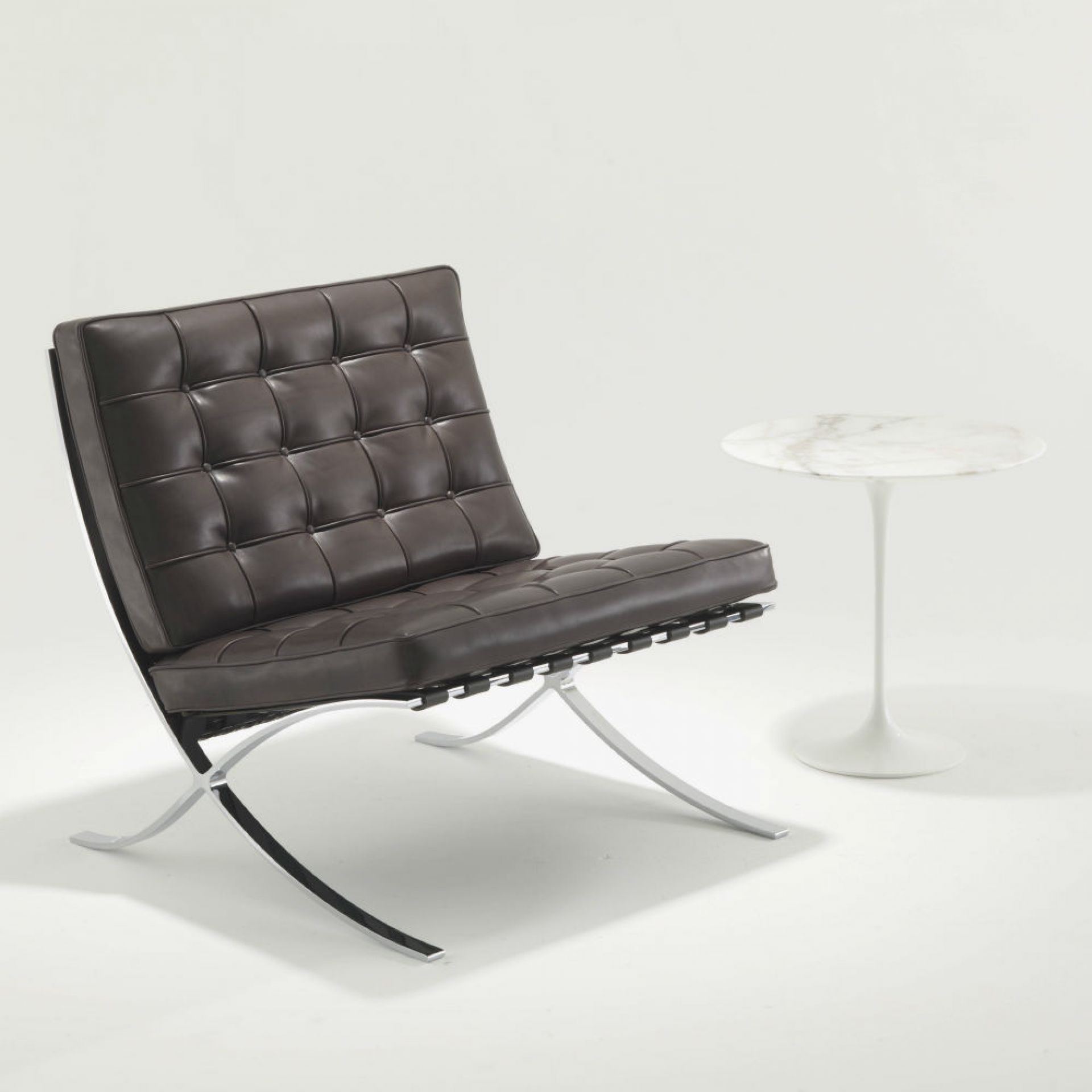 Barcelona RELAX Chair Knoll International - QUICK SHIP