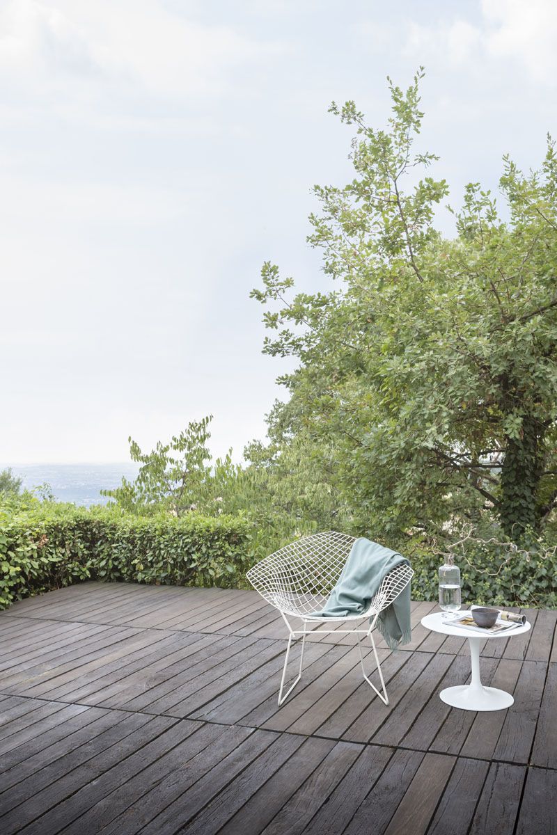 Bertoia Diamond armchair OUTDOOR Knoll International QUICK SHIP