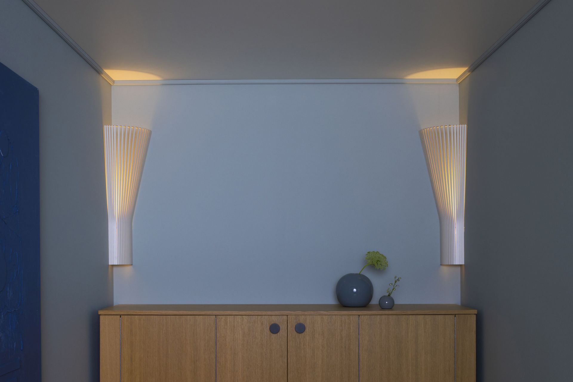Secto 4236 corner lamp Secto Design