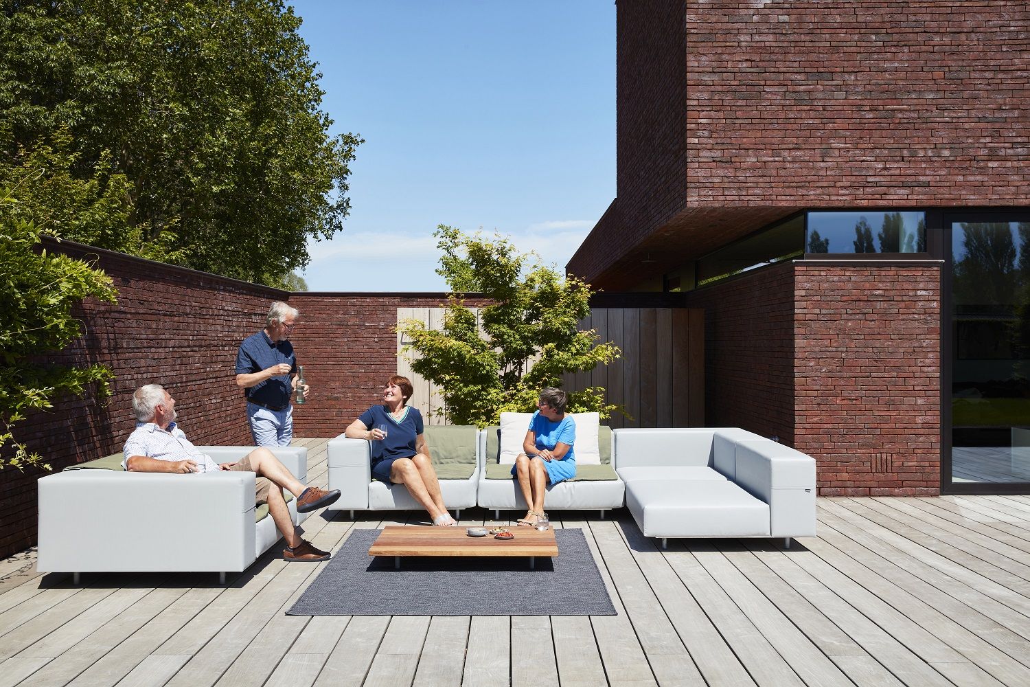 Walrus Outdoor Club chair Armchair / Two-seater Sofa Extremis