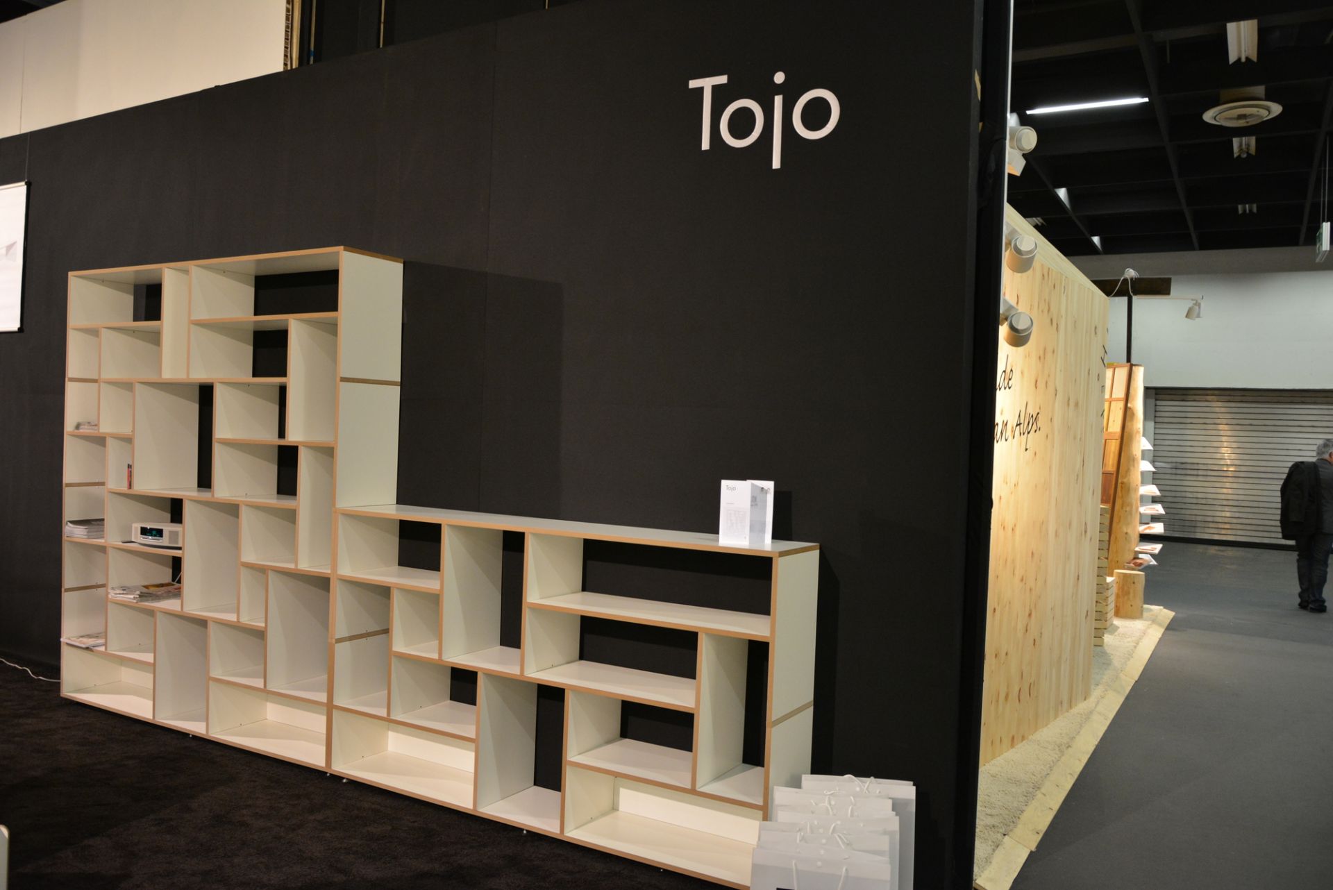 Hanibal sideboard Tojo