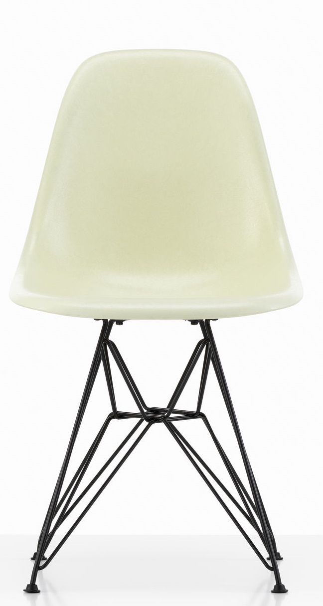 Eames Fibreglass Chair DSR Chair Vitra