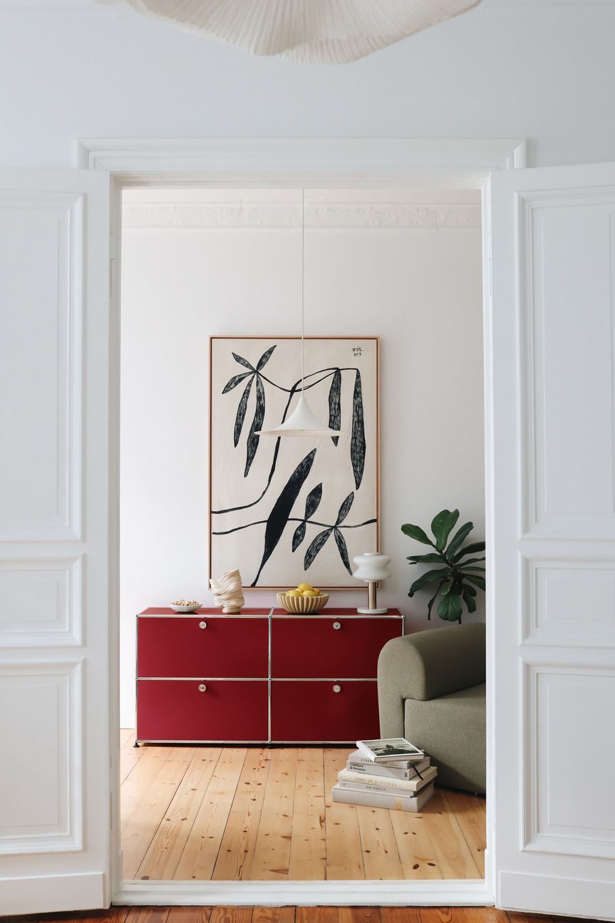 USM Haller Sideboard E2 with 4 folding doors