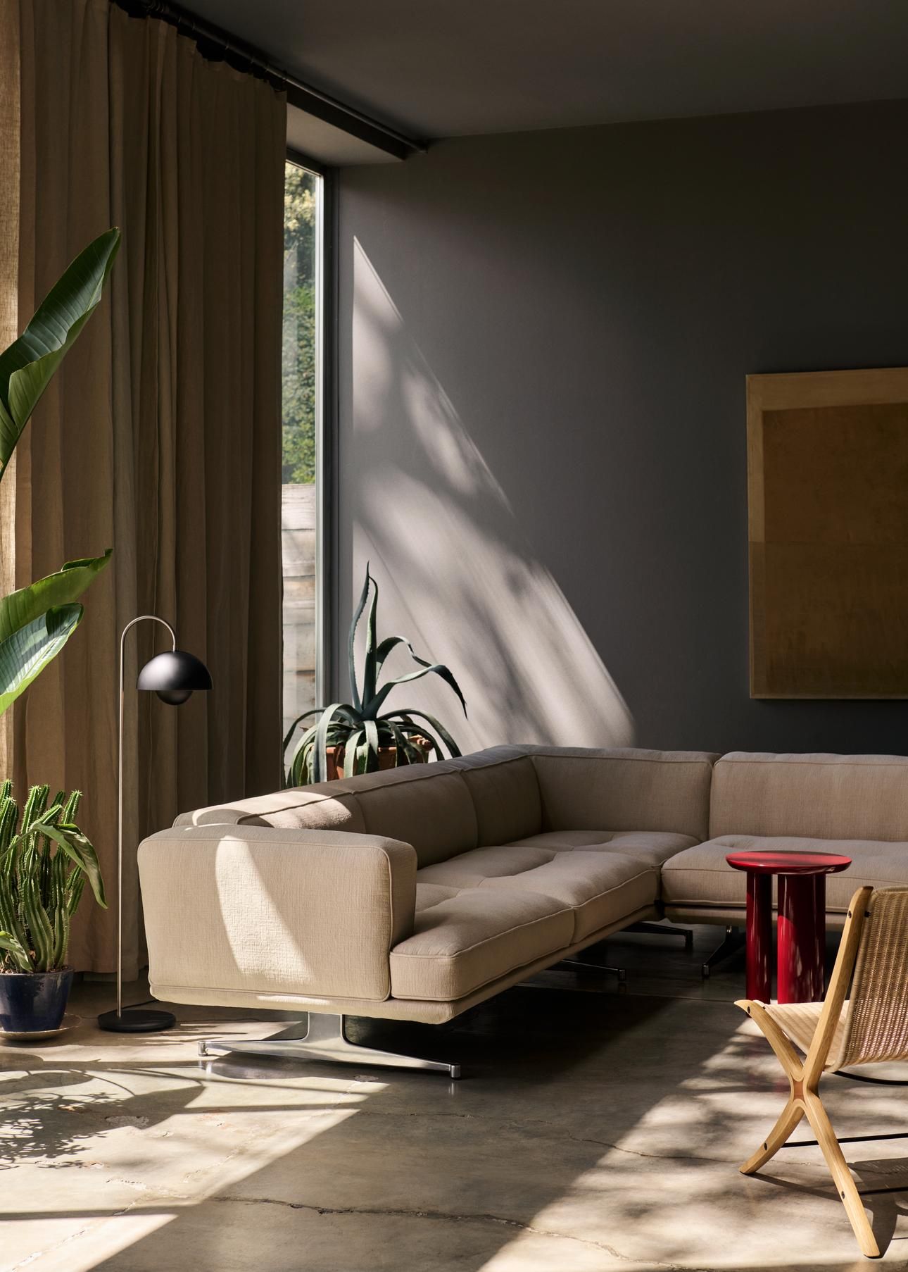 Flowerpot VP12 Floor lamp Floor lamp AndTradition