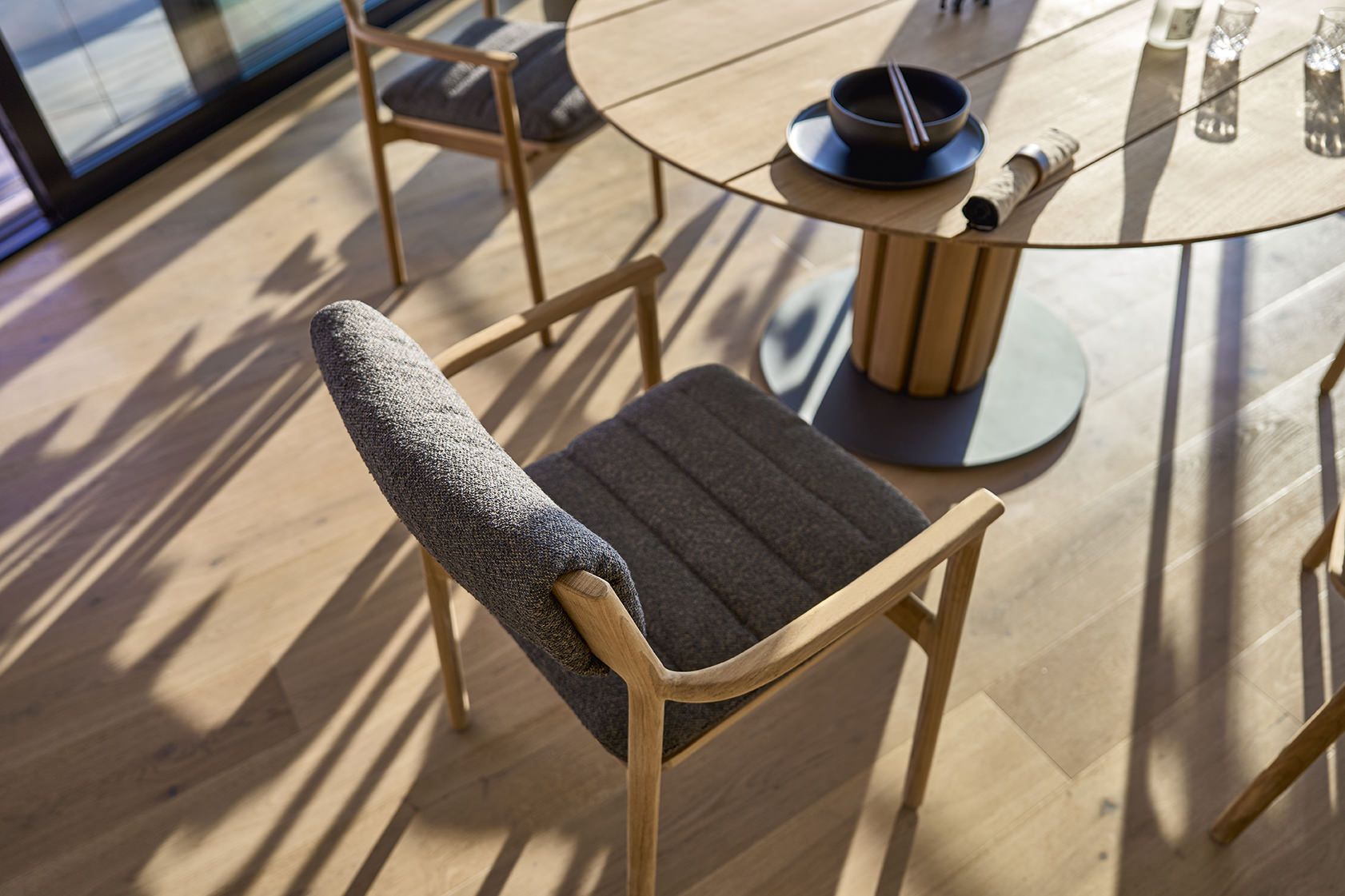 Teva Round table / Dining table Weishäupl