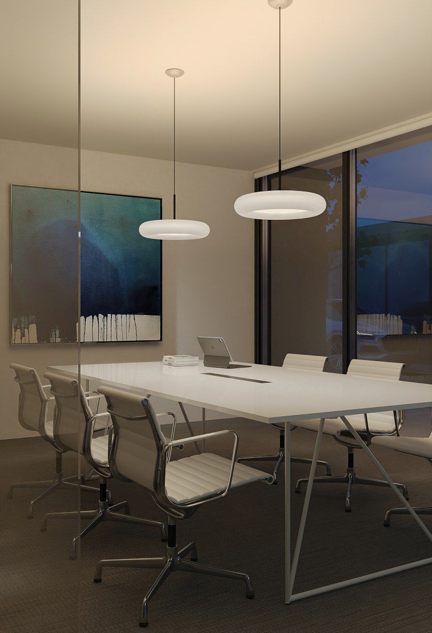 Oto pendant light Ø 30 cm Belux