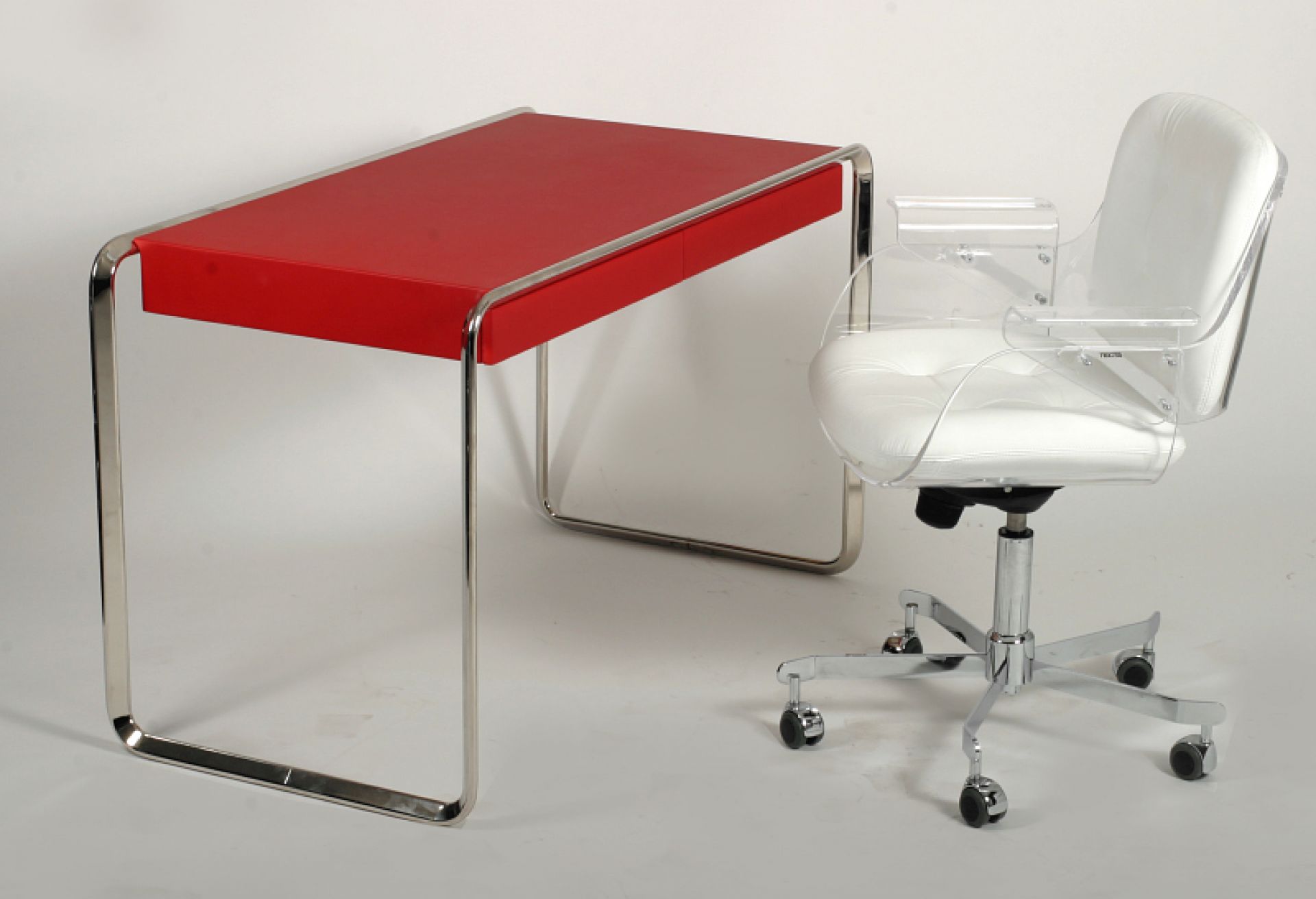 K2D Oblique Desk Tecta