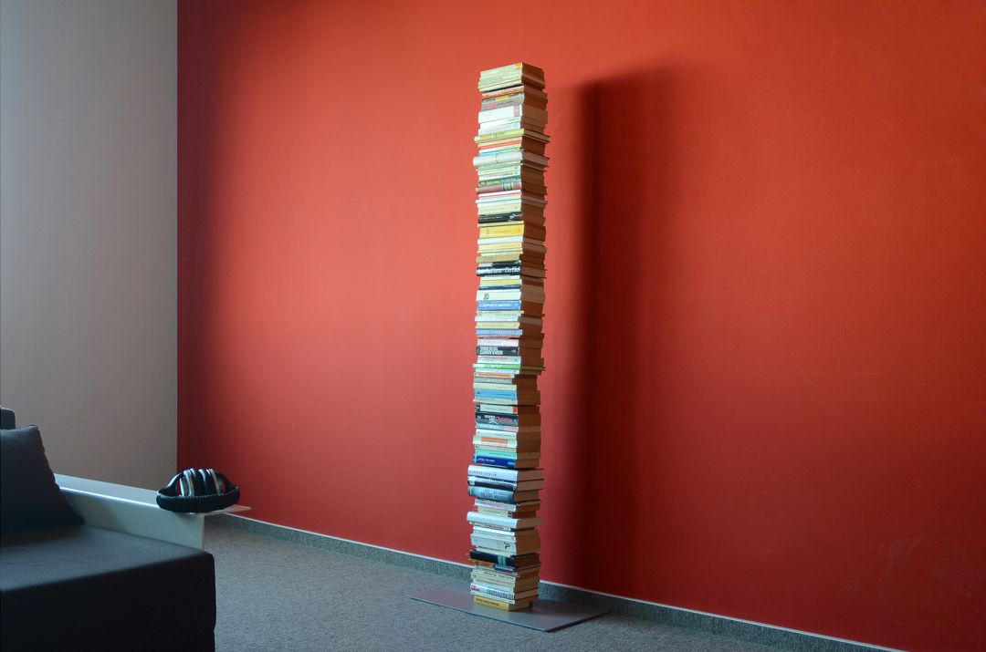 Booksbaum single upright shelf Radius 
