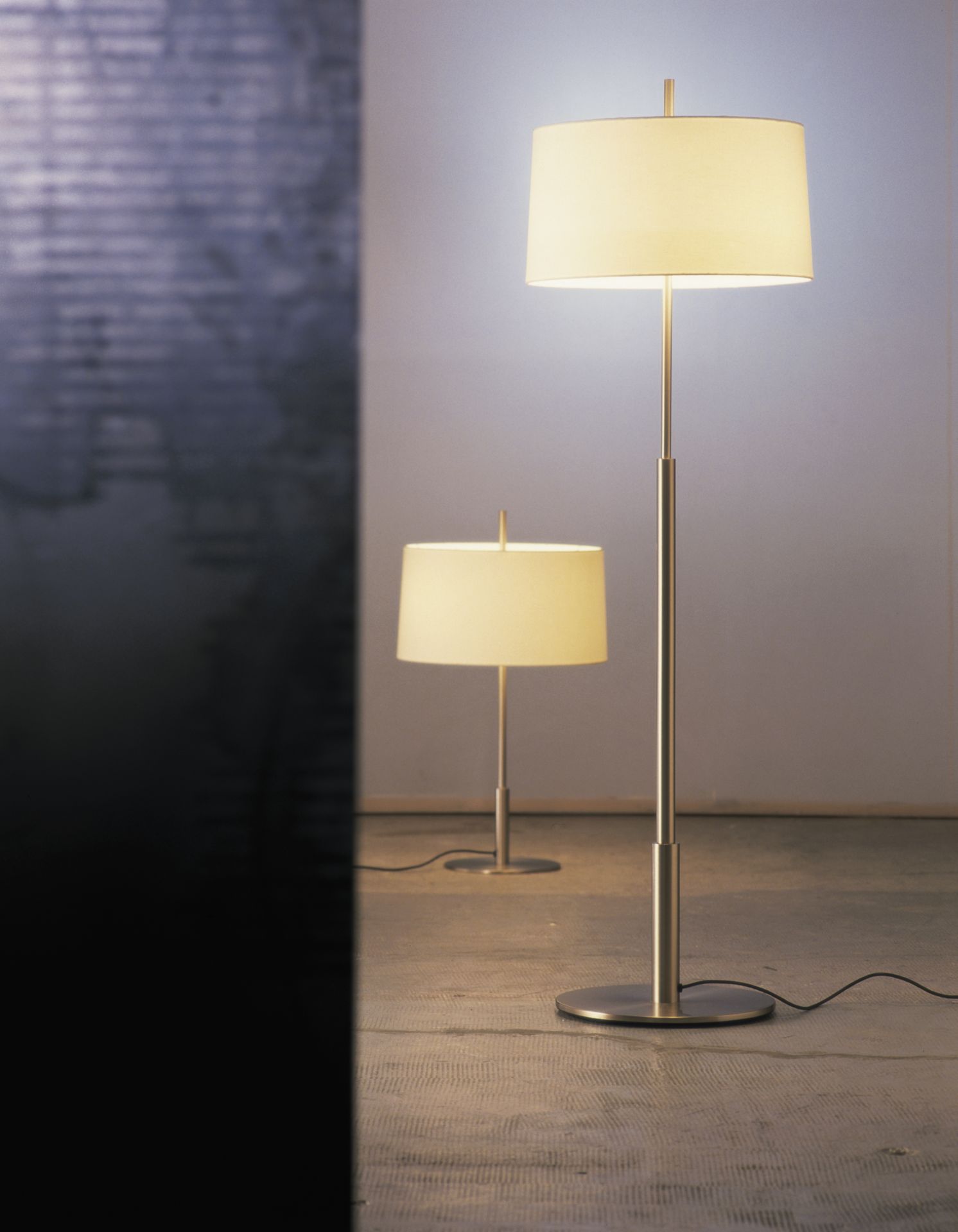 Diana Floor lamp Santa & Cole