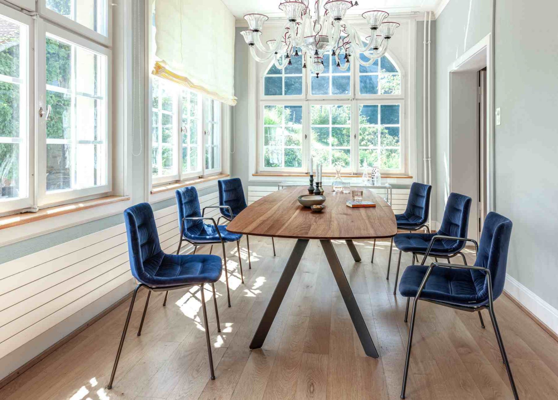 Barra Extending table Girsberger