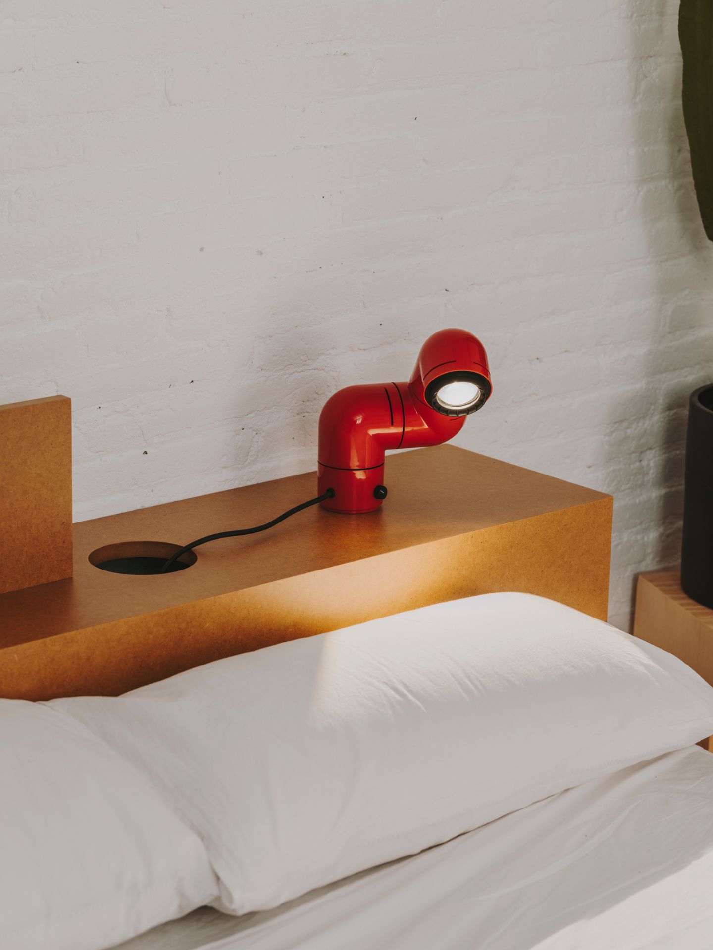 Tatu Table Lamp Santa & Cole