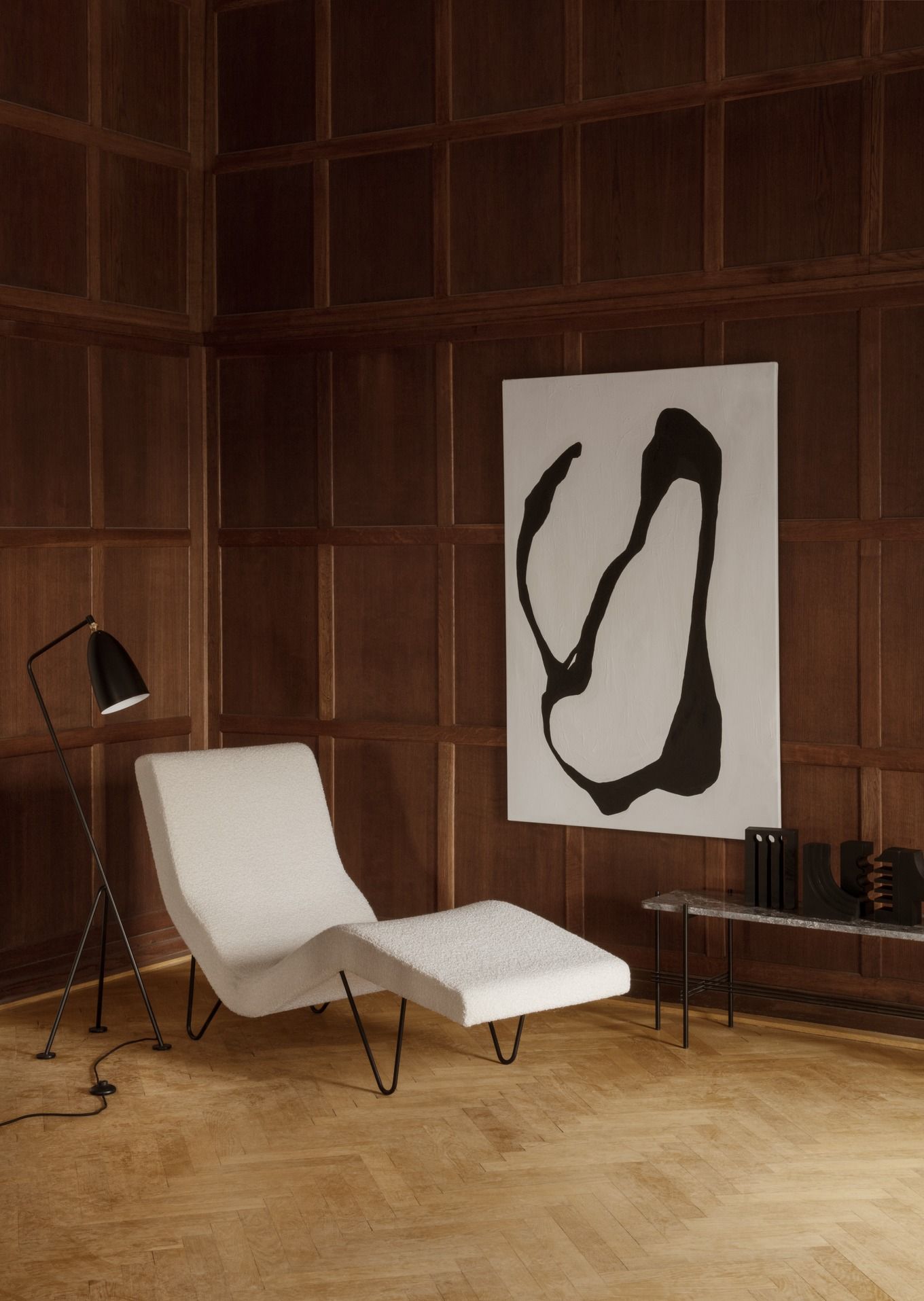 Gräshoppa / Grashoppa Floor light black Gubi