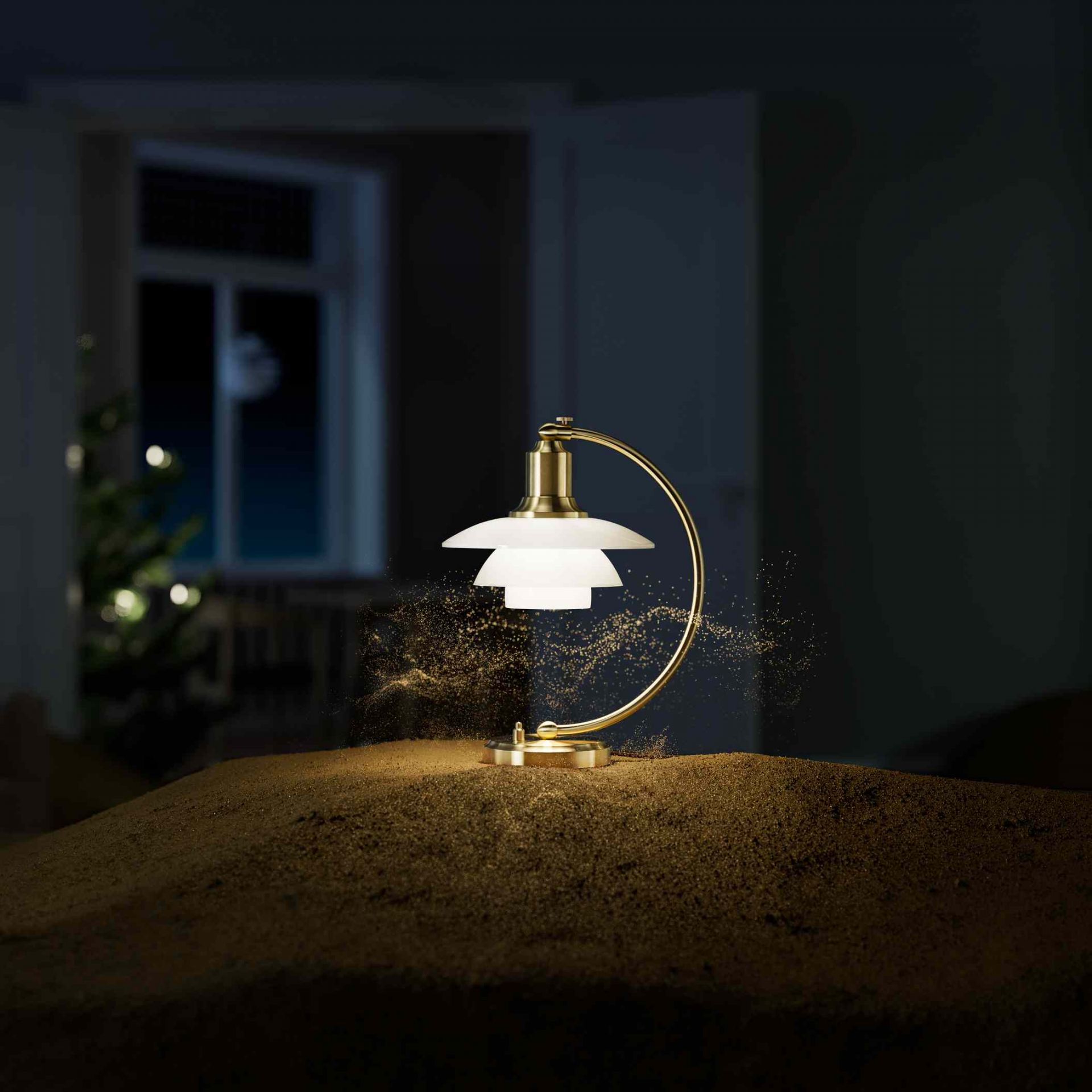 PH 2/2 Luna Table Lamp Brass / Opal Glass Louis Poulsen LIMITED EDITION