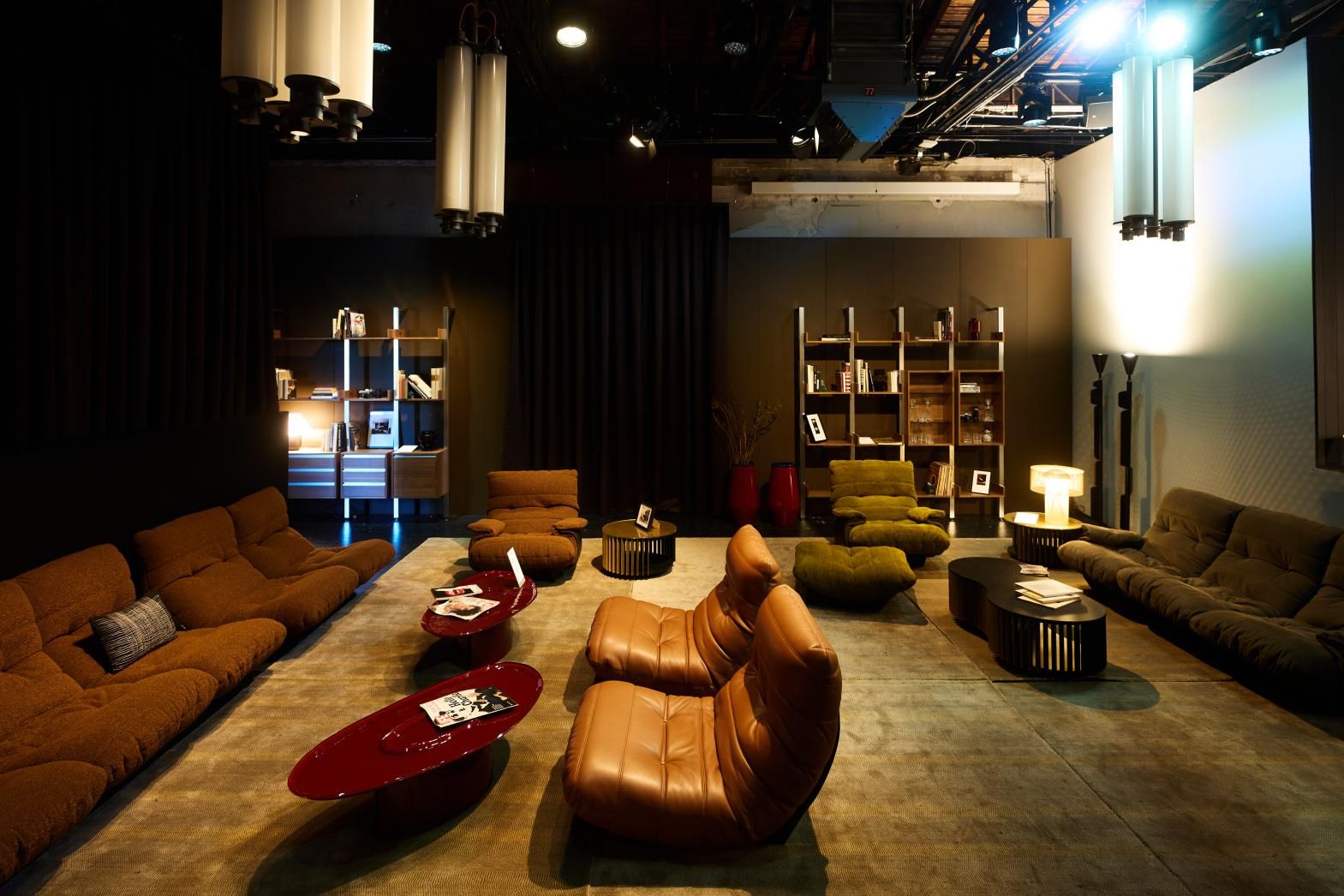Oasi coffee table ligne roset