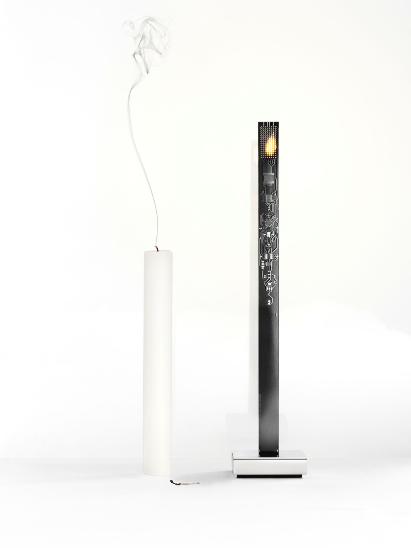 My New Flame USB table lamp platine black Ingo Maurer