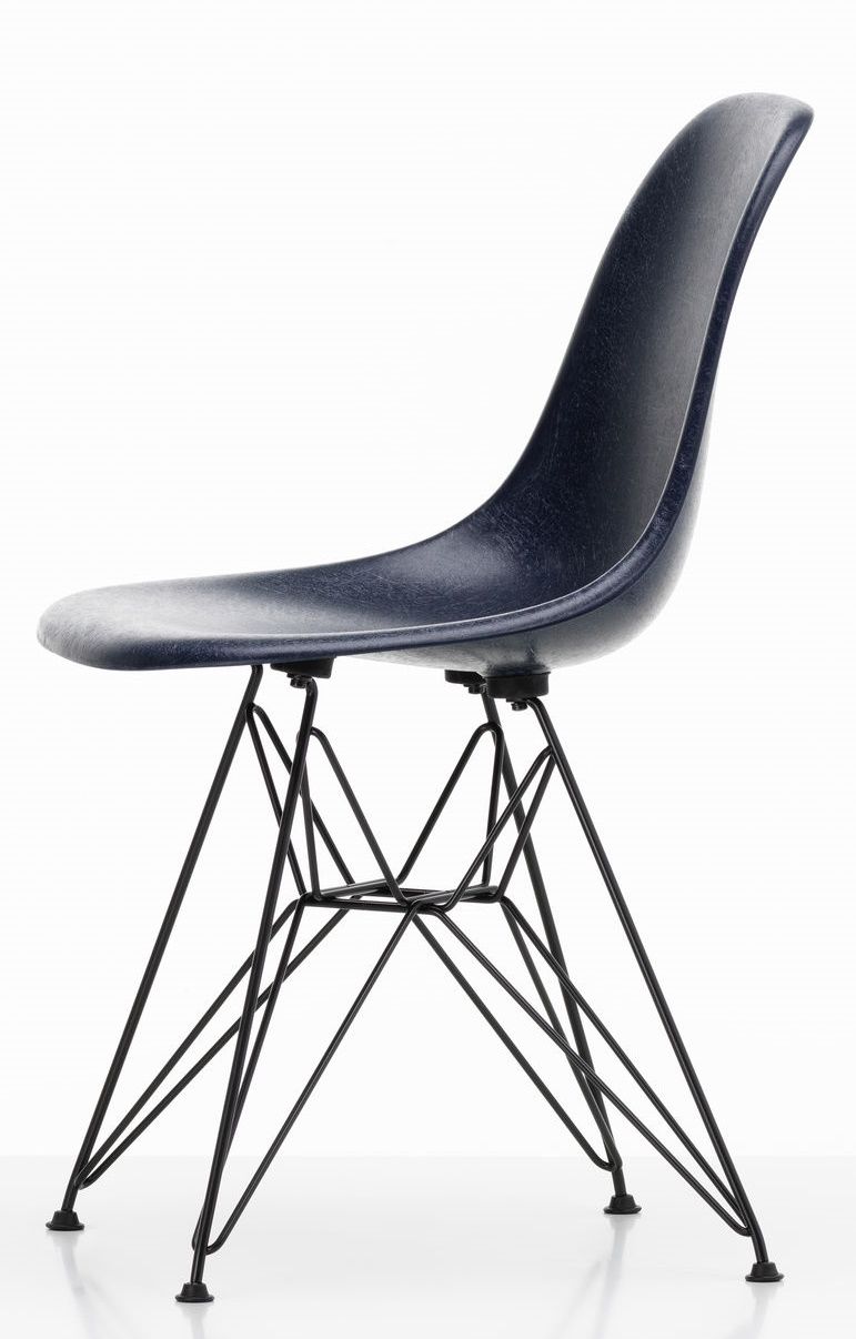 Eames Fibreglass Chair DSR Chair Vitra