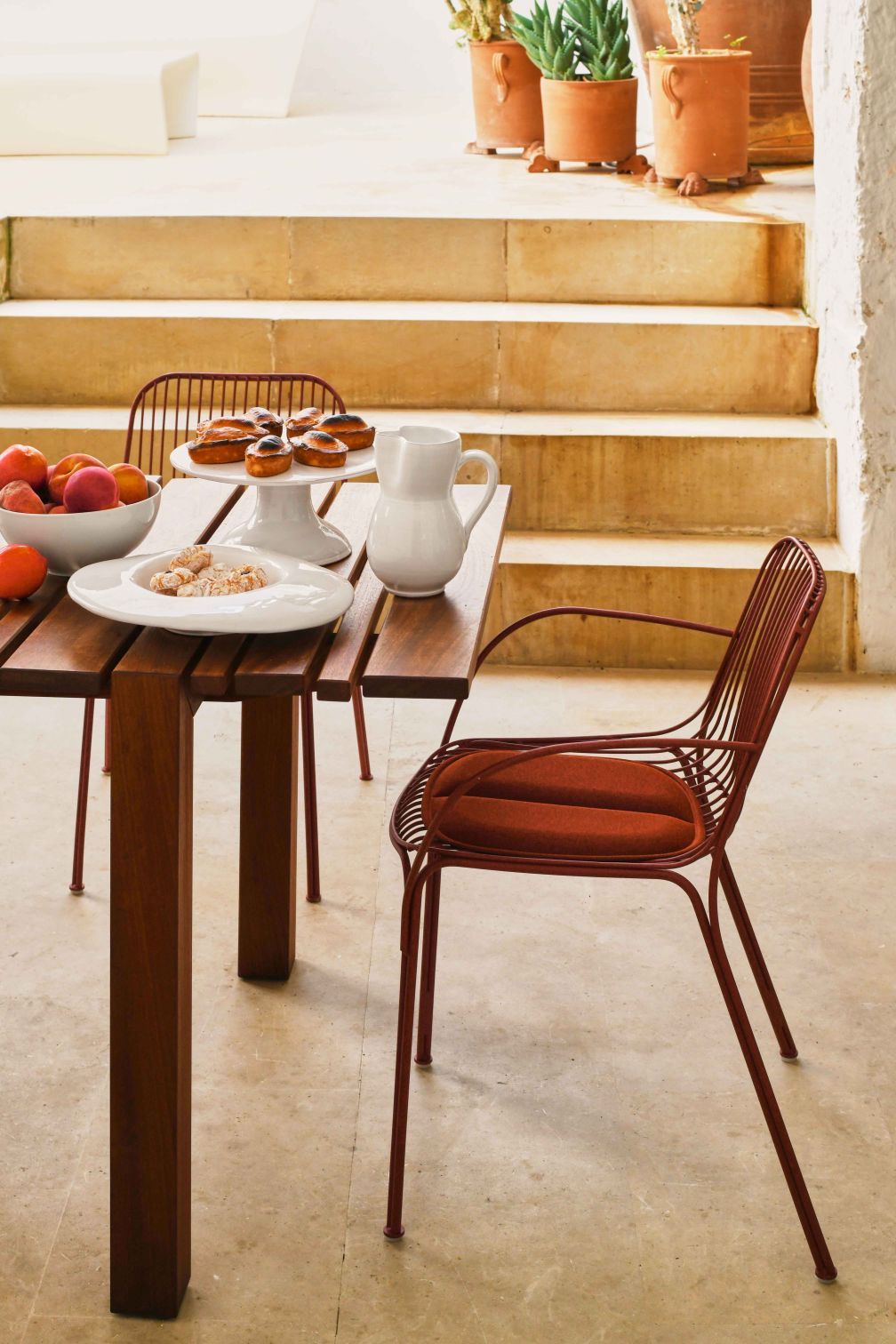 Hiray Outdoor Armchair Kartell
