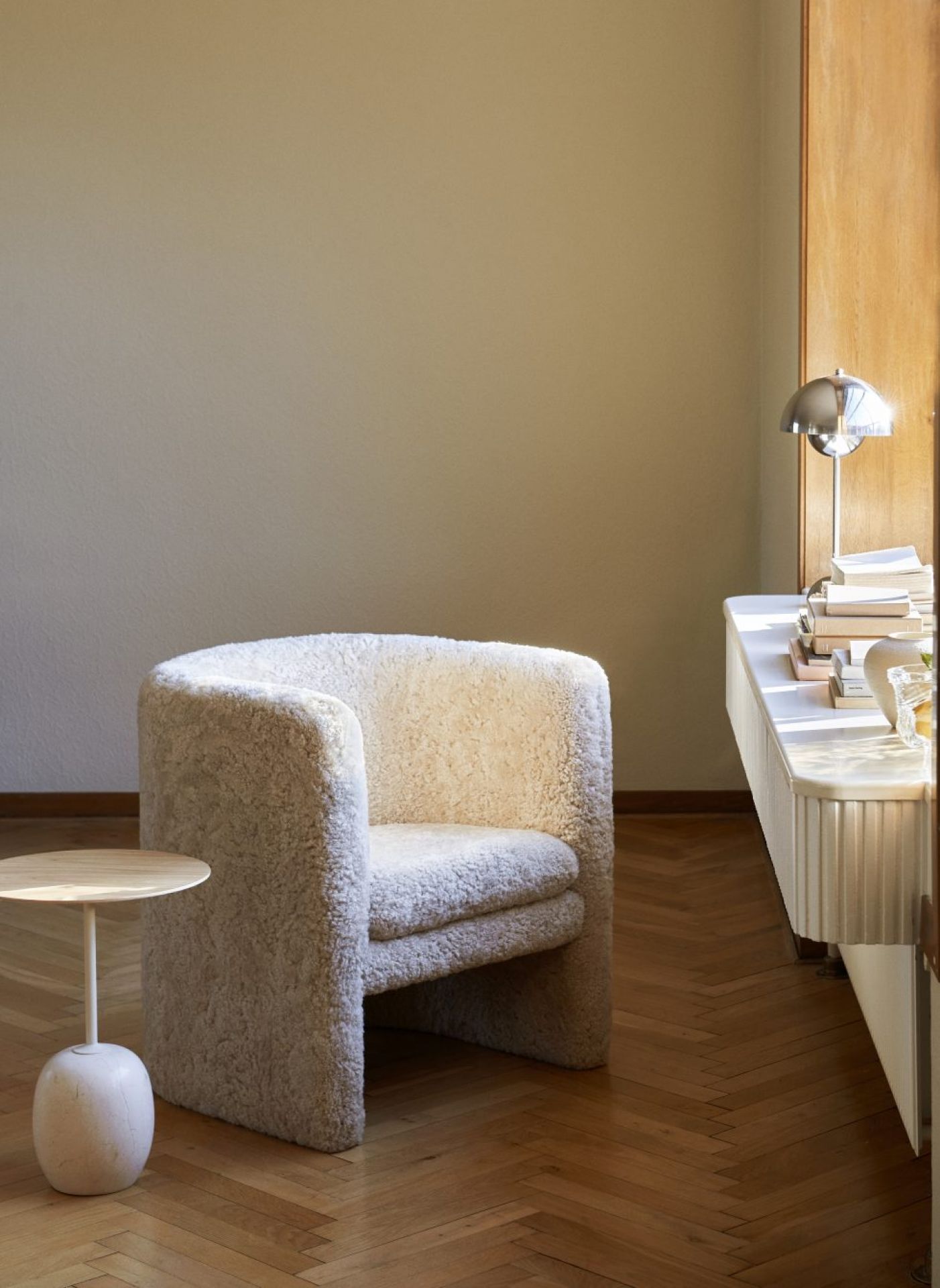 Lato LN8 / LN9 side table with Wooden top AndTradition 