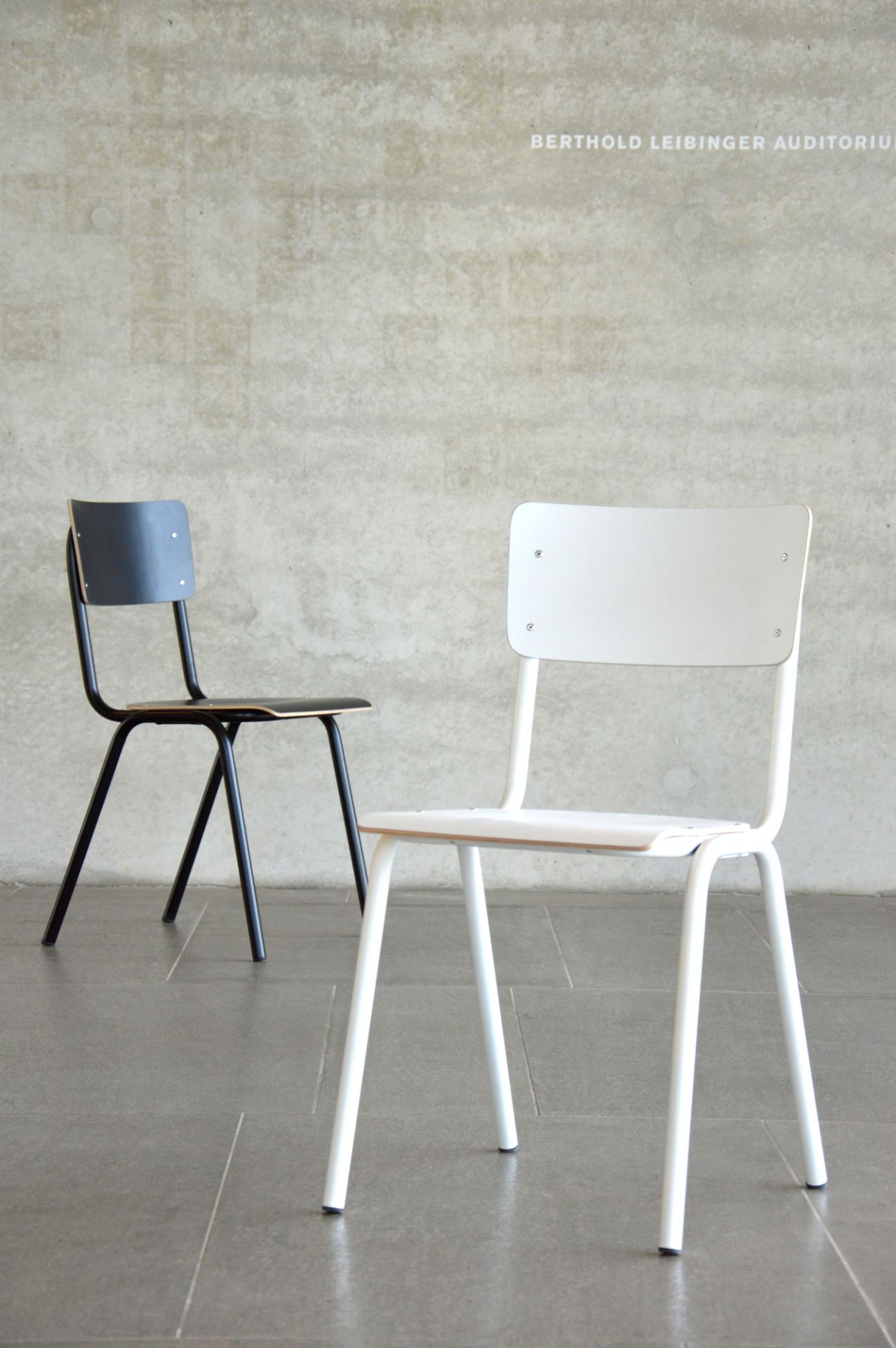 Zero Chair Black Jan Kurtz
