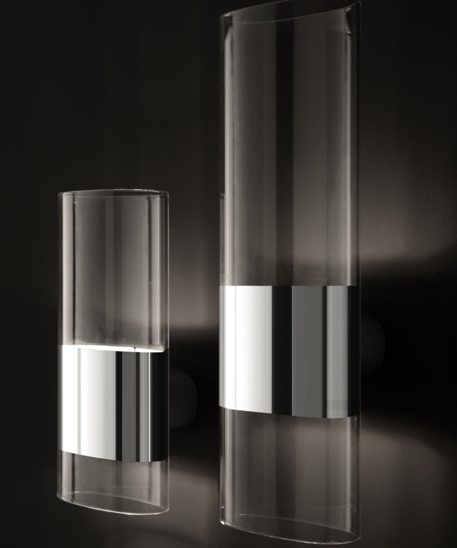 Line 147 / 149 Wall lamp Oluce