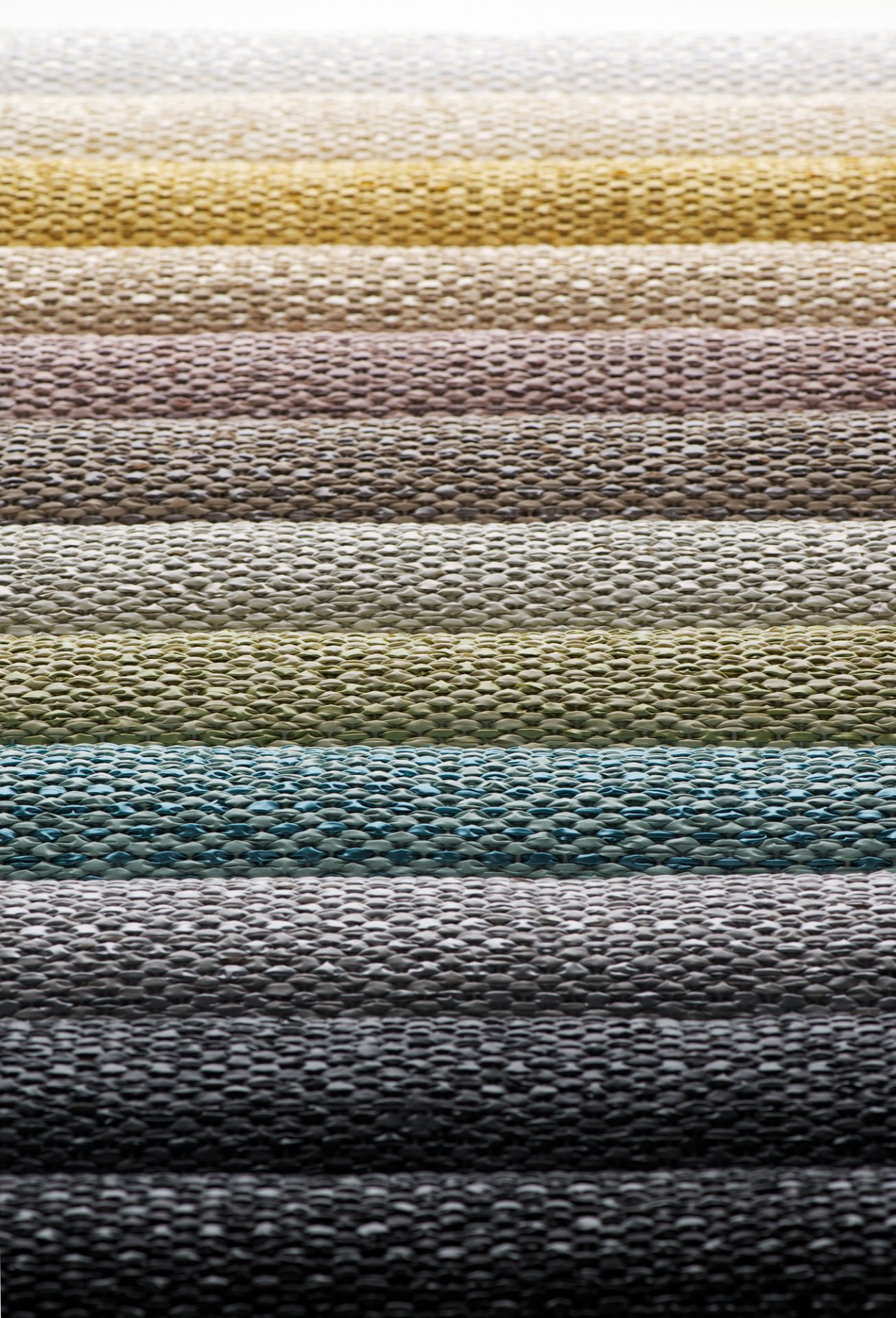 Svea Plastic Carpet 70x50 cm Mud Pappelina SINGLE PIECES
