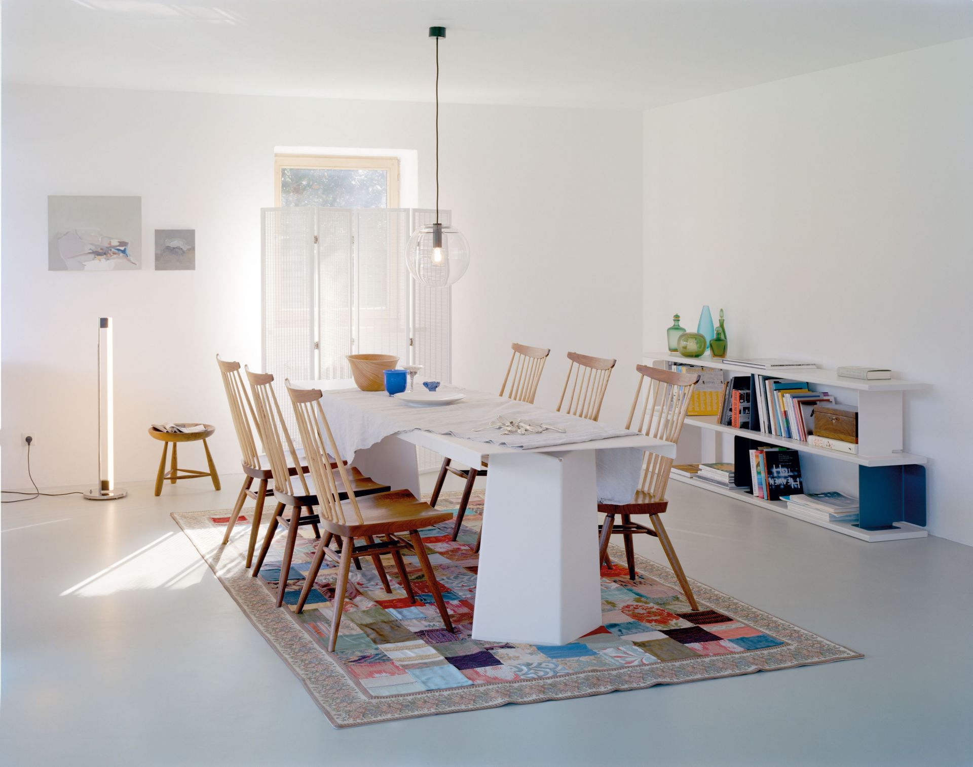 Pallas table ClassiCon