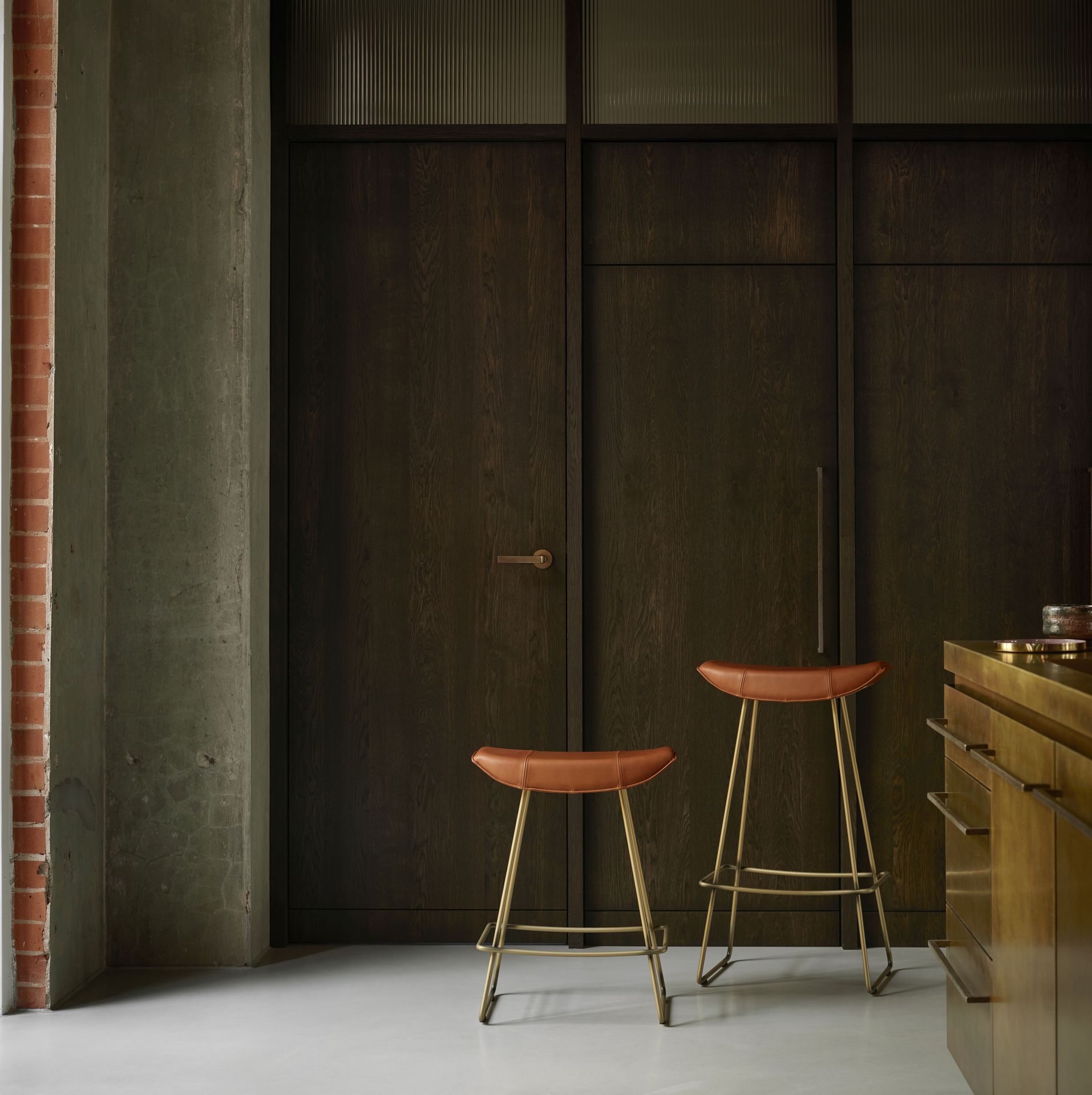 Kya Kitchen Stool Wire frame Leather Cairo sage Freifrau Manufaktur SINGLE PIECES