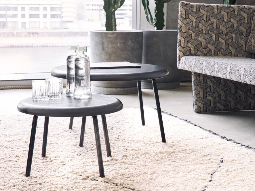 Tom coffee table Richard Lampert