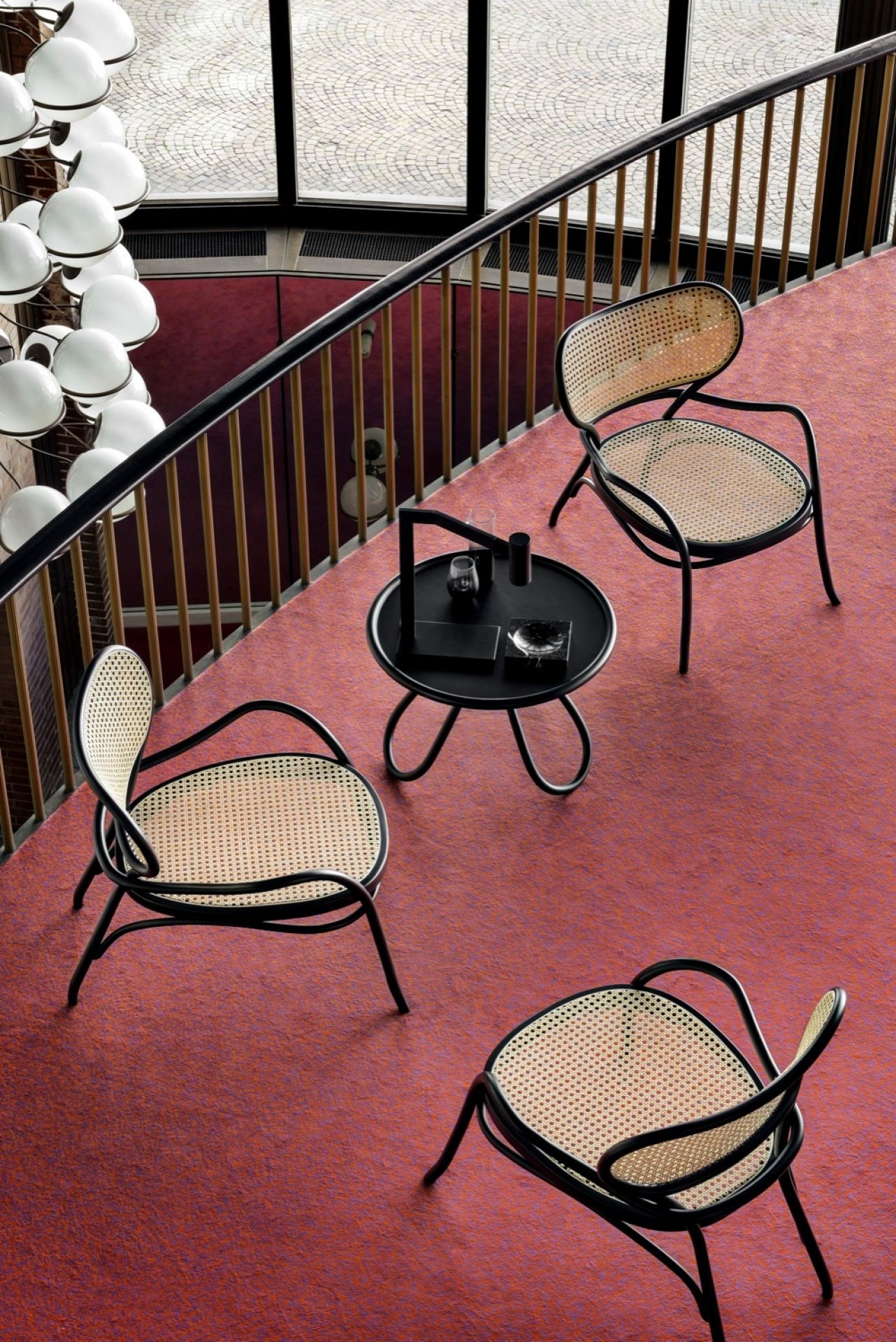 Arch coffe table lacquered Wiener GTV Design