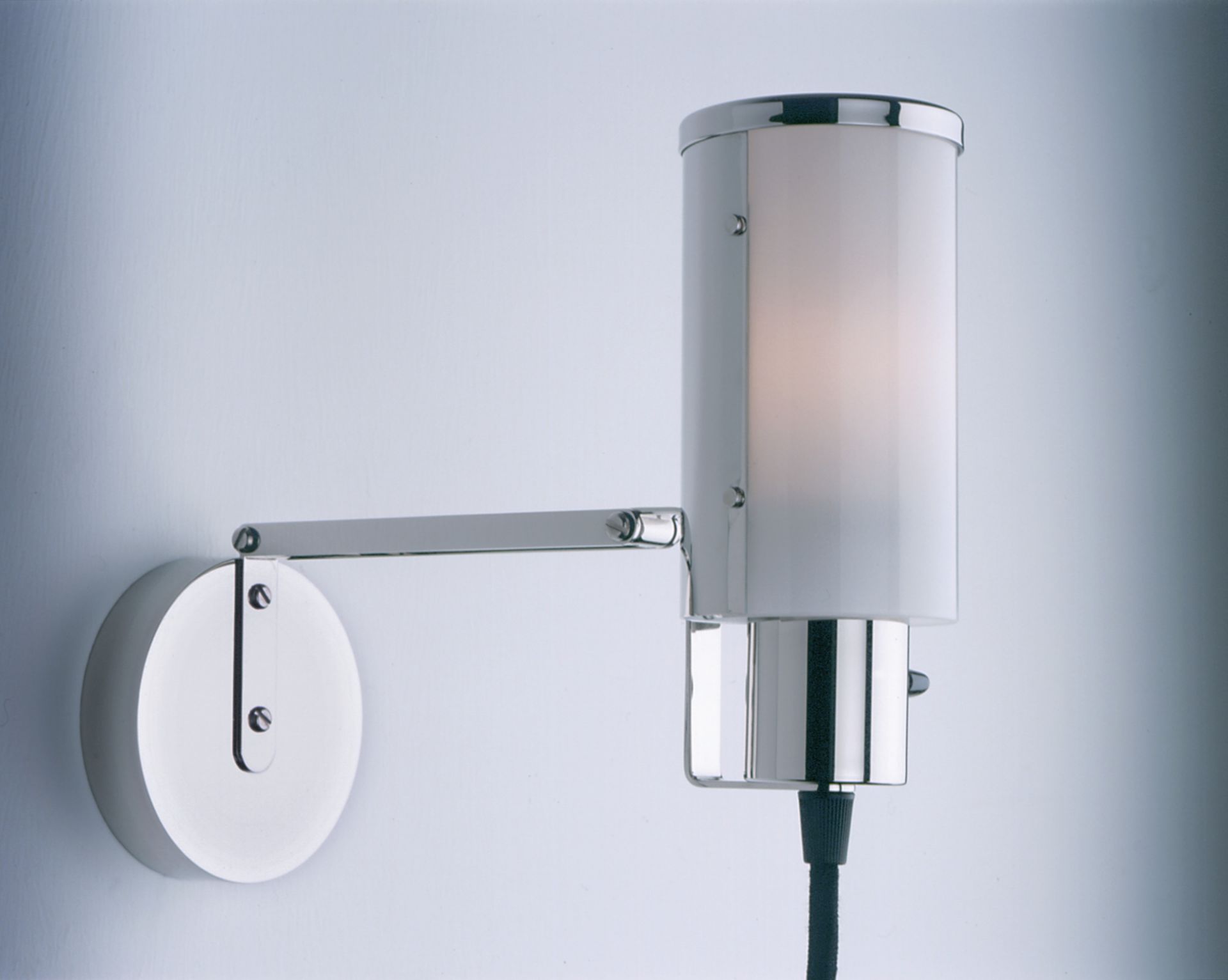 Wagenfeld WNL30 Multi Purpose Lamp Tecnolumen