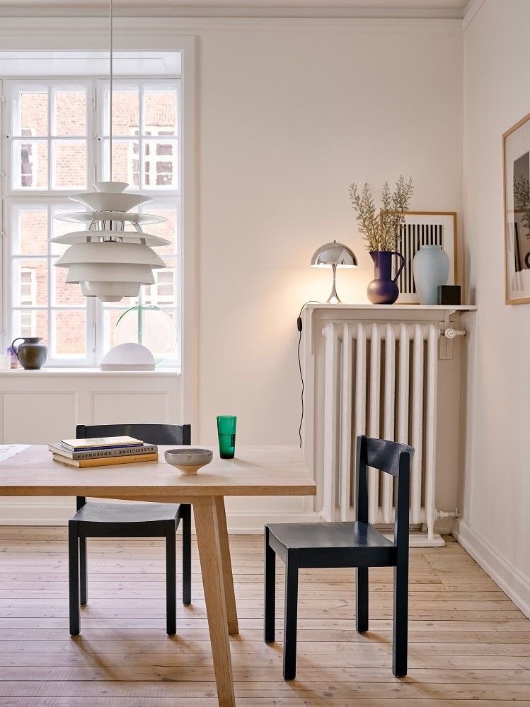 Panthella 250 Table lamp LED Metallic Louis Poulsen
