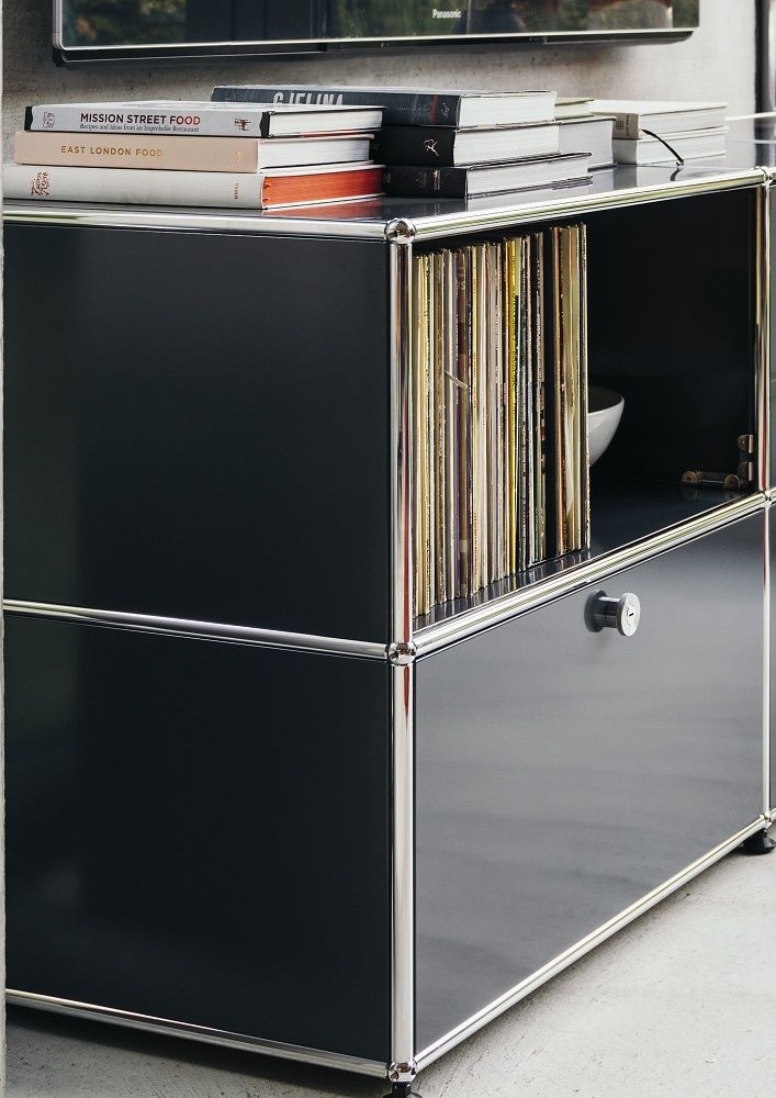 USM Haller Sideboard 1 Flap / 1 Open