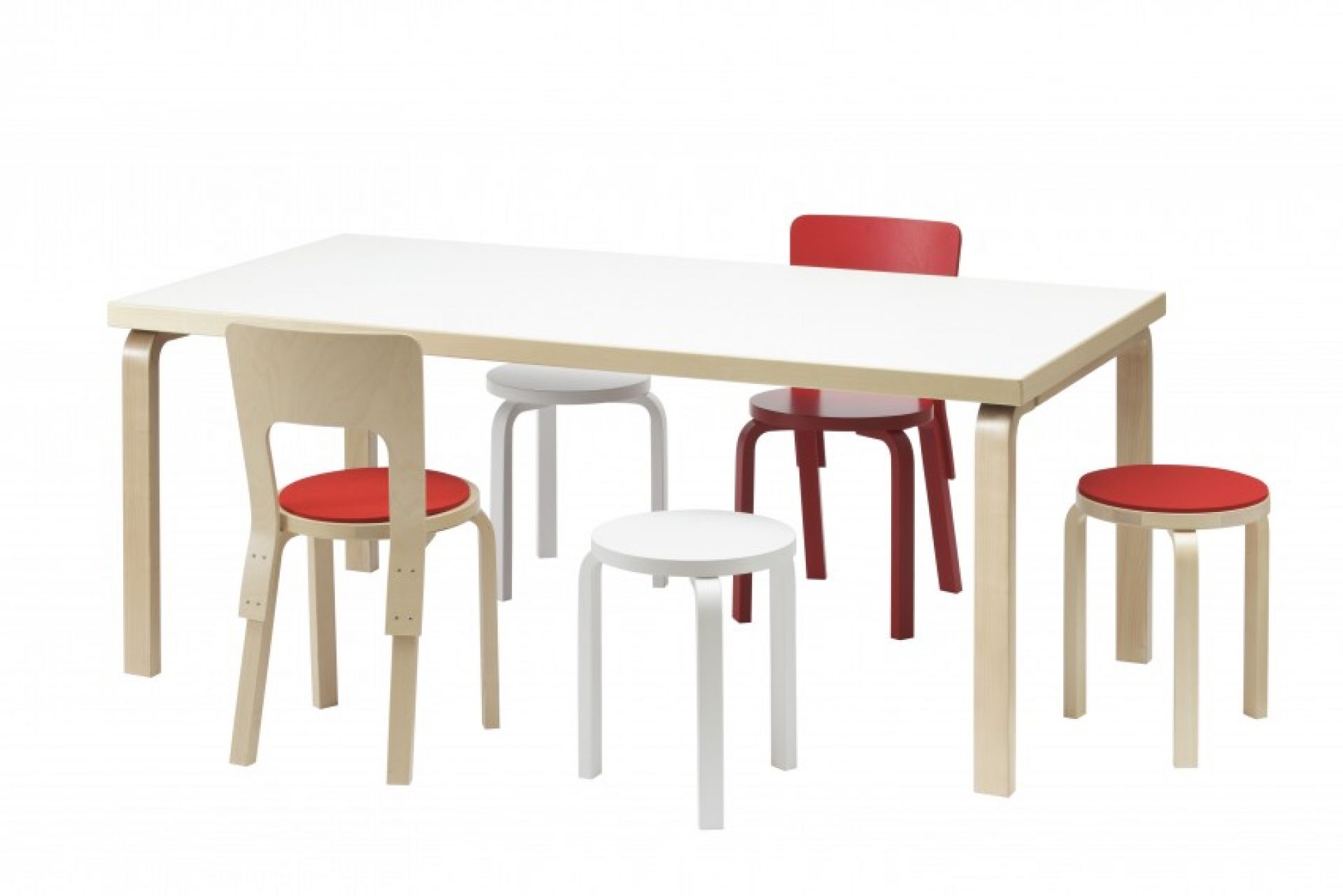 83 Table Artek