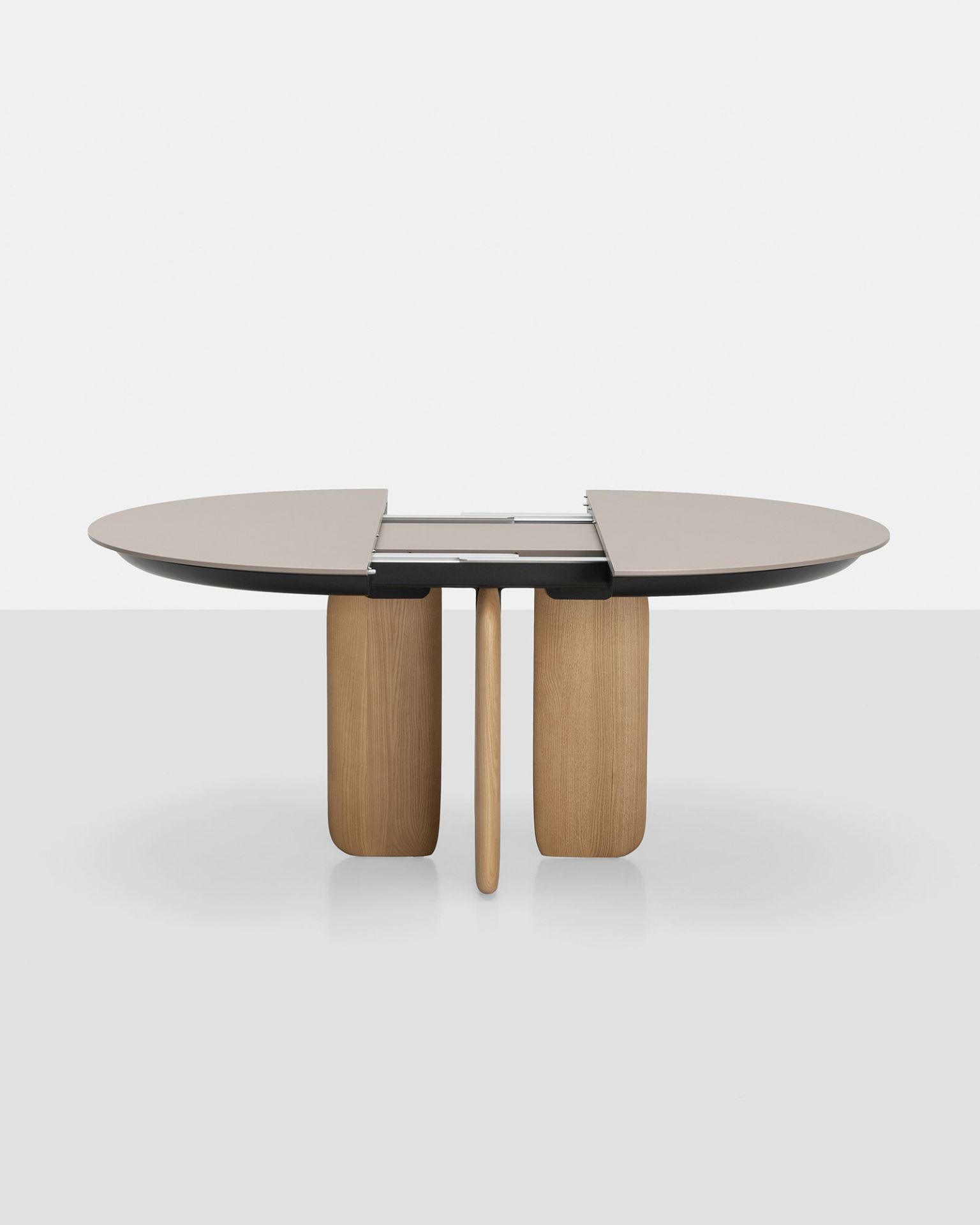 Pala Extendable table / Dining table Kristalia