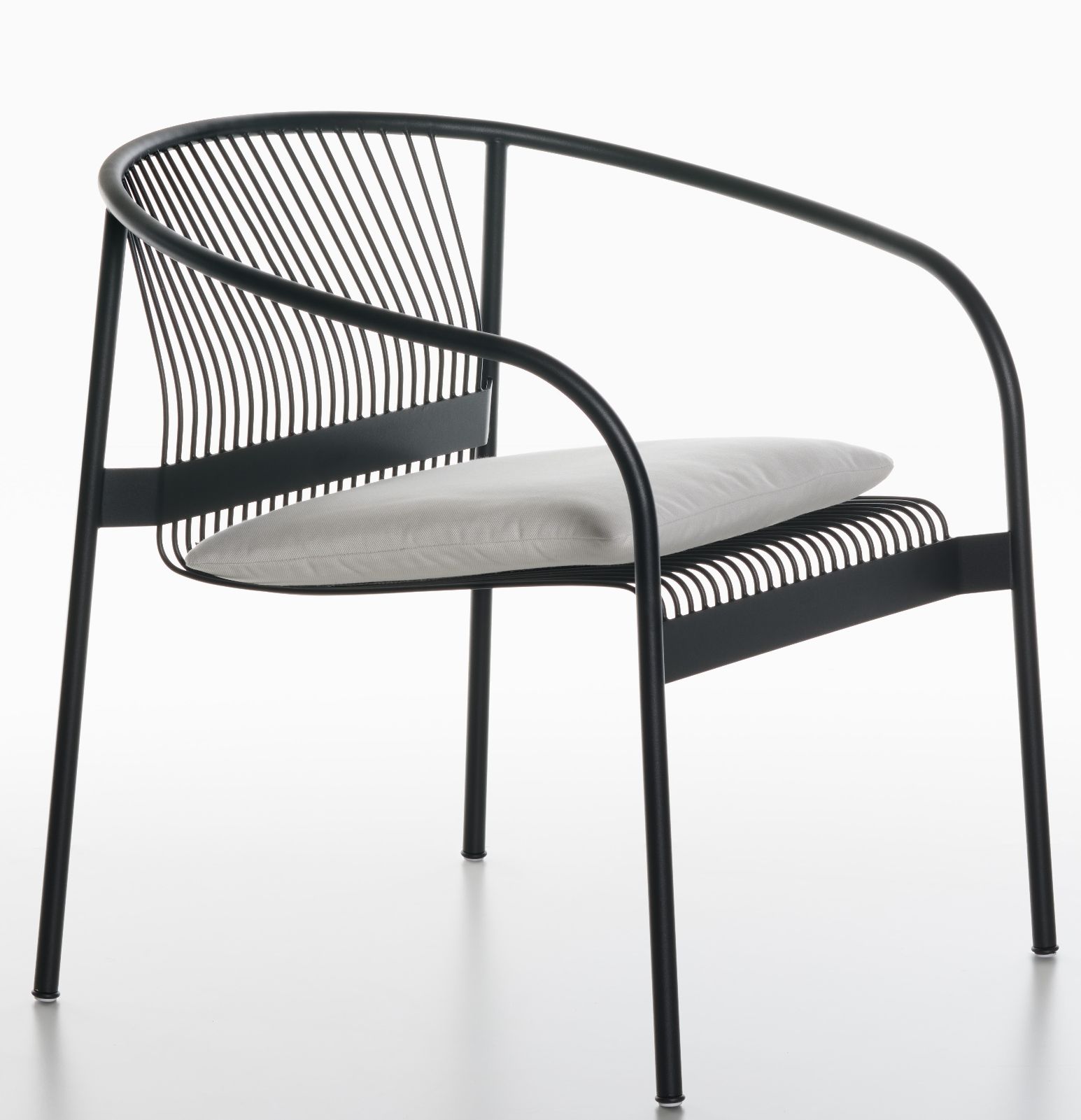 Velit Lounge Chair Indoor / Outdoor Armchair Plank