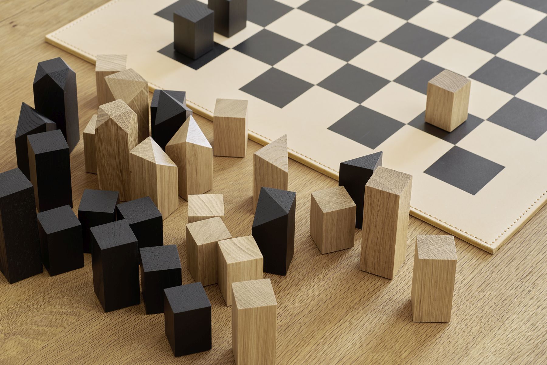 AC22 Nona Chessboard e15